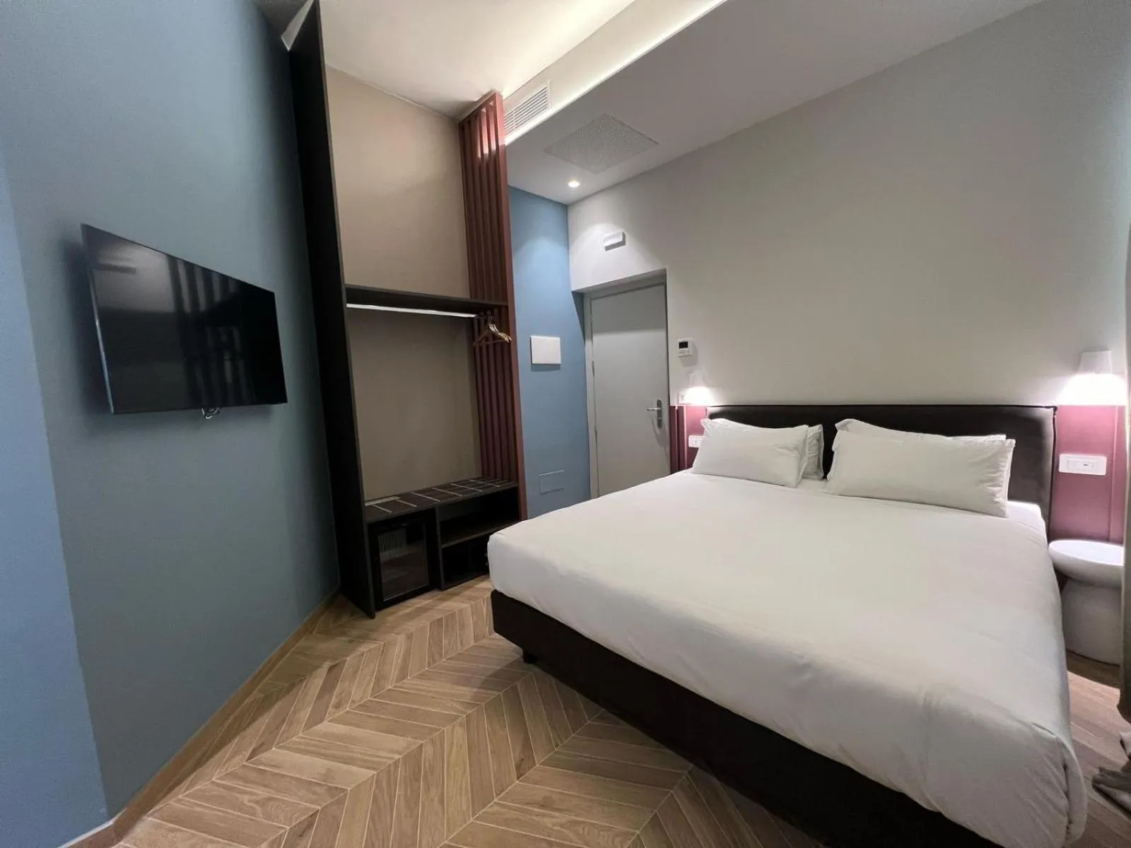 Bed in Hotel RossoVino Milano