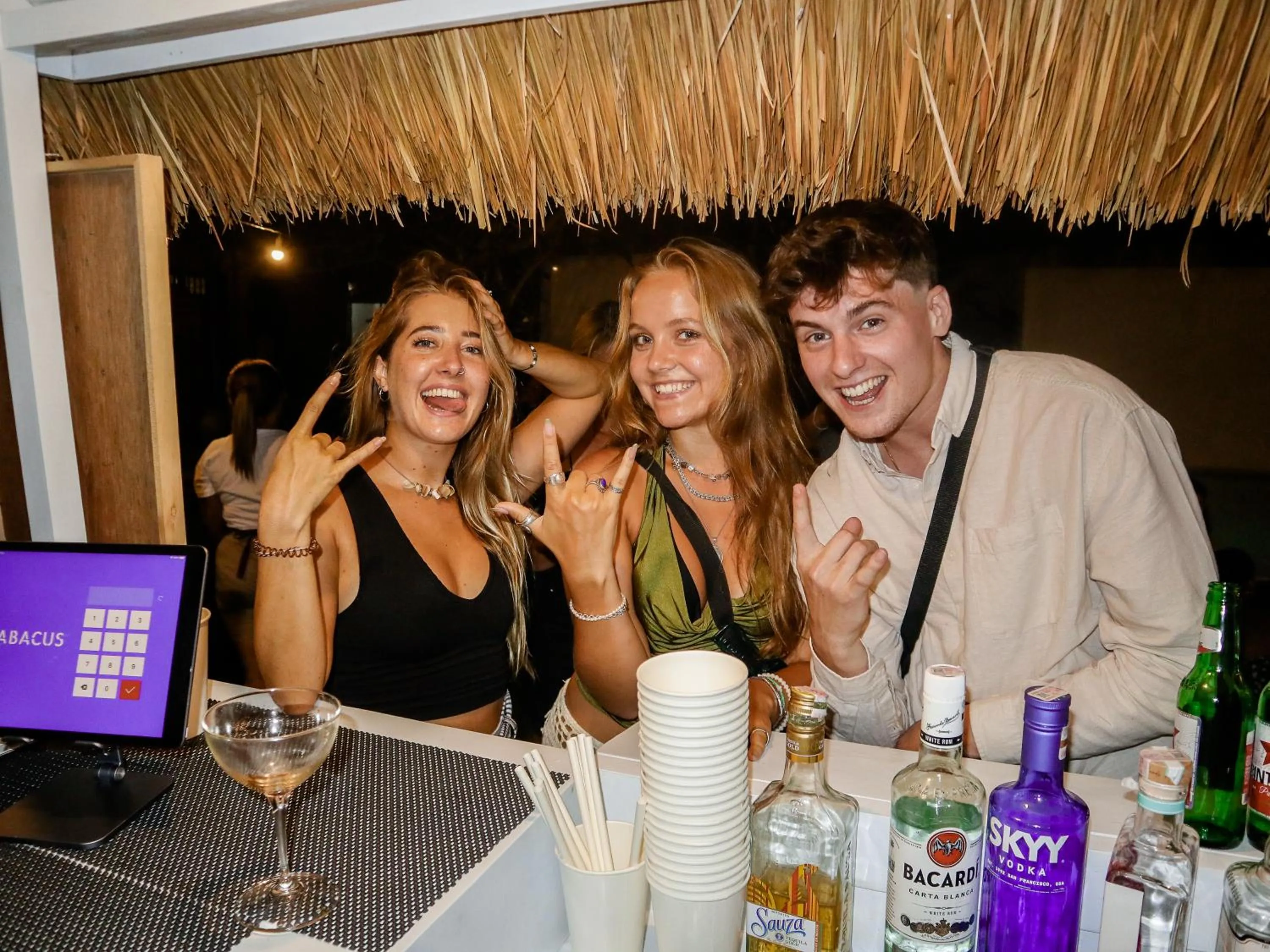 Alcoholic drinks in Puri Garden Hotel & Hostel