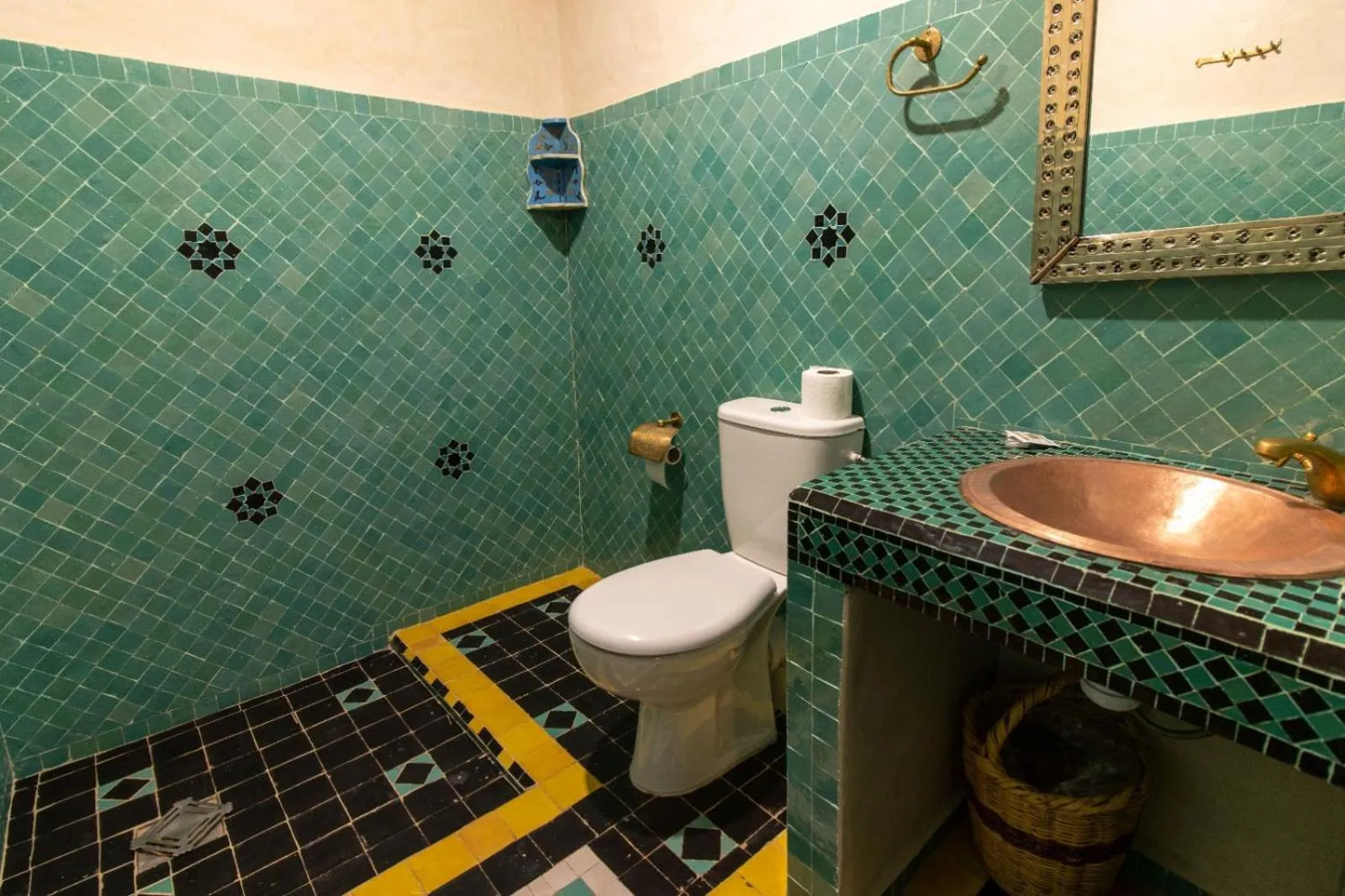 Bathroom in Kasbah Assafar