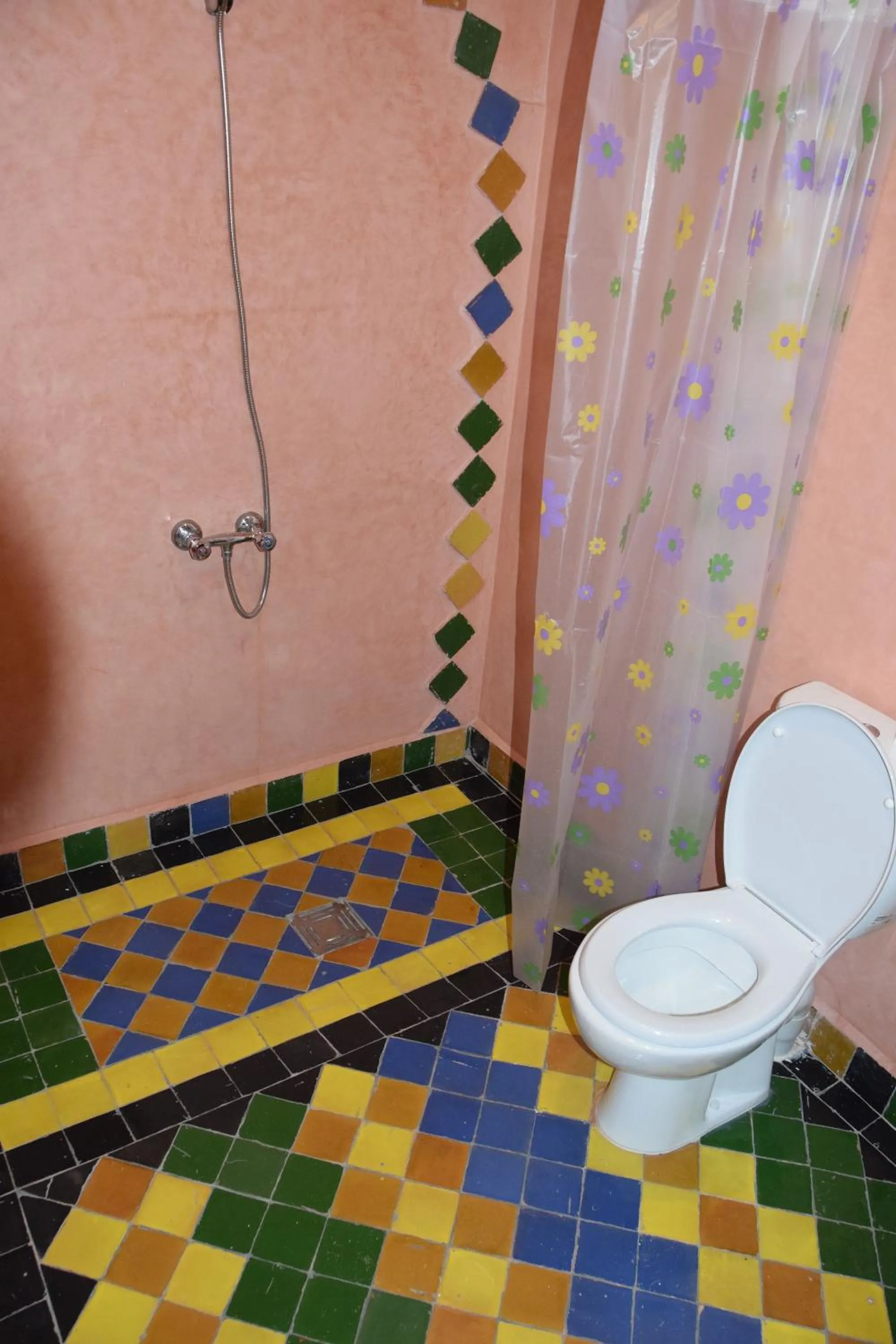 Shower in Kasbah Assafar