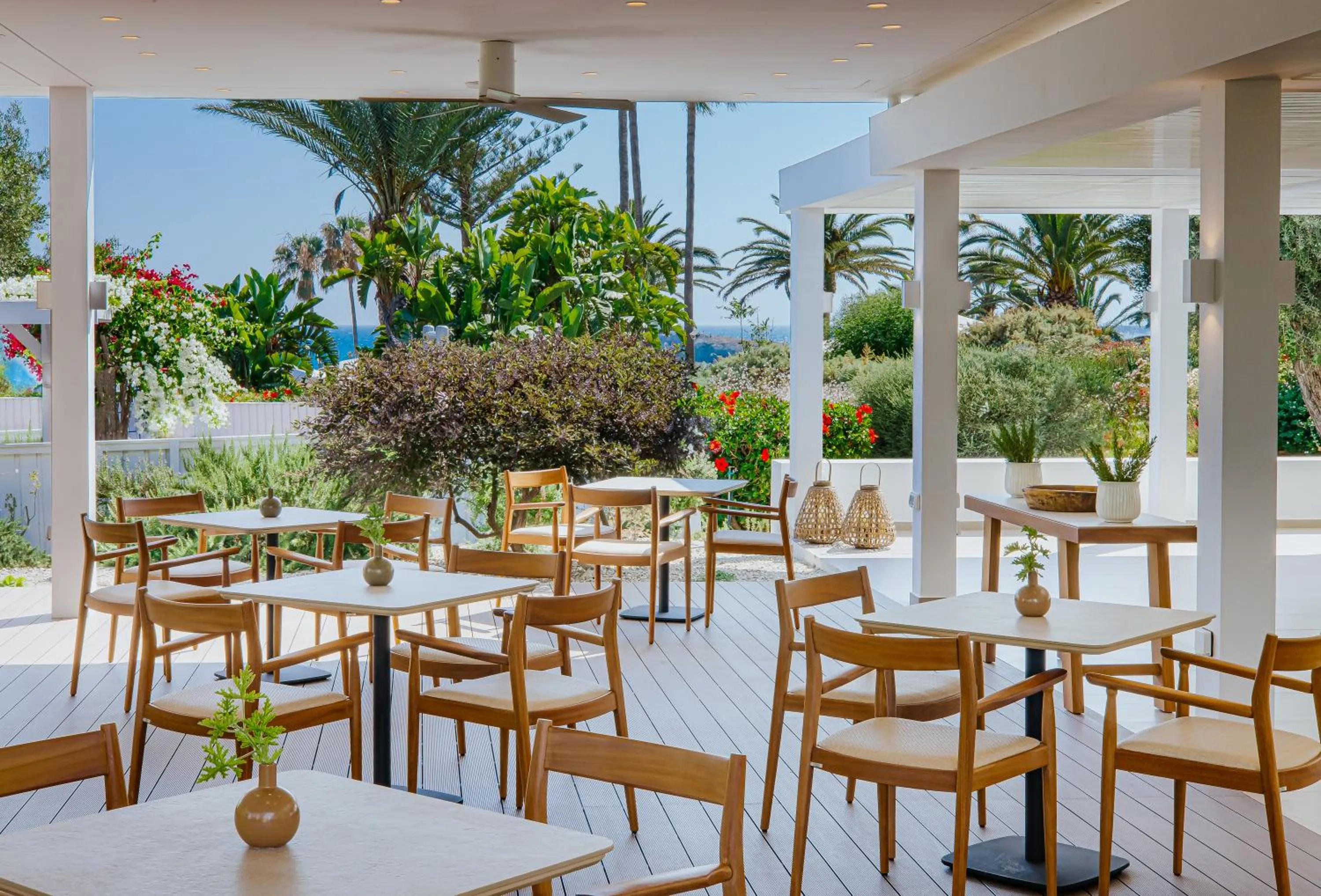 Restaurant/places to eat in Nissi Beach Resort