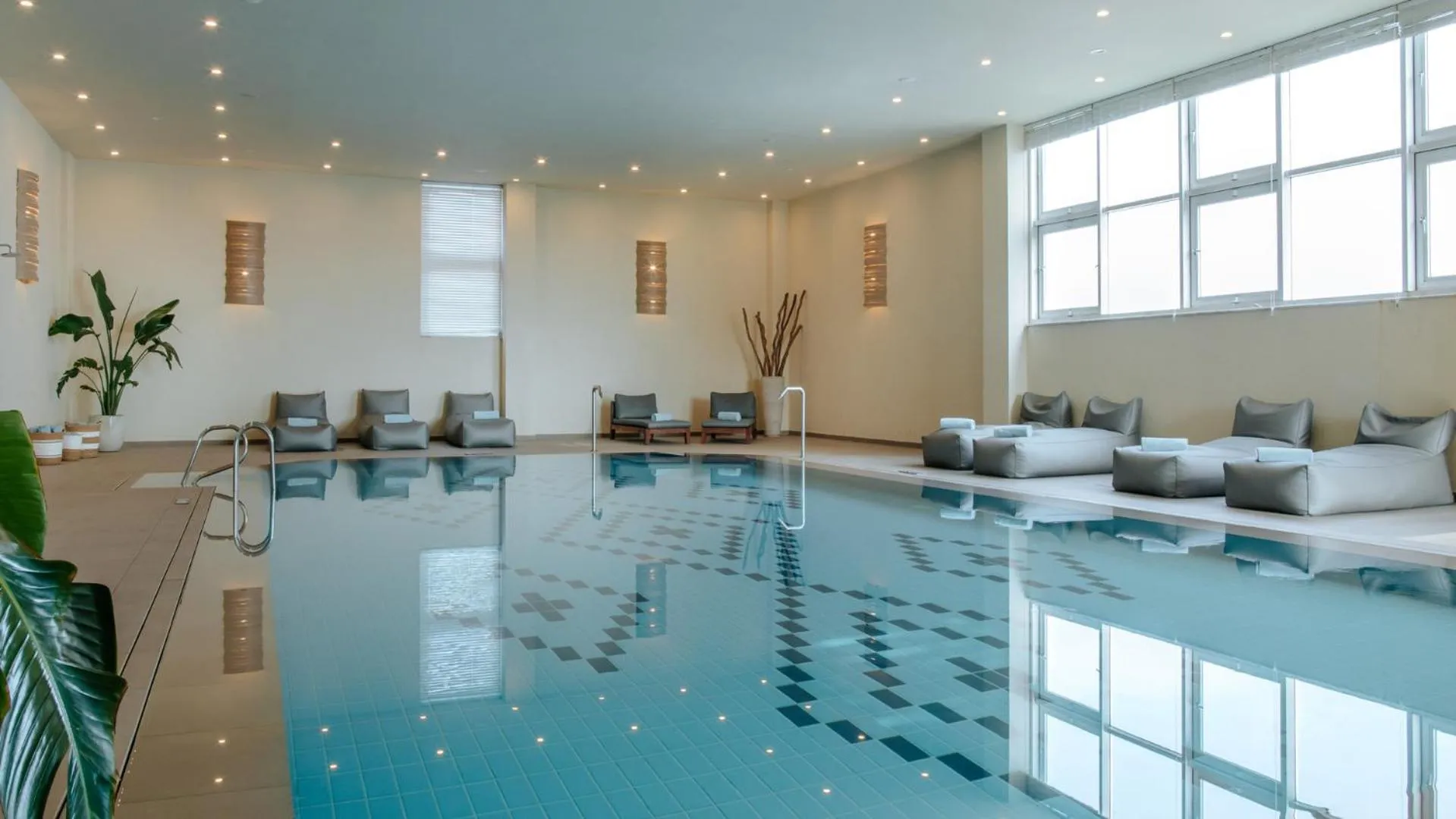 Swimming pool in Nissi Beach Resort