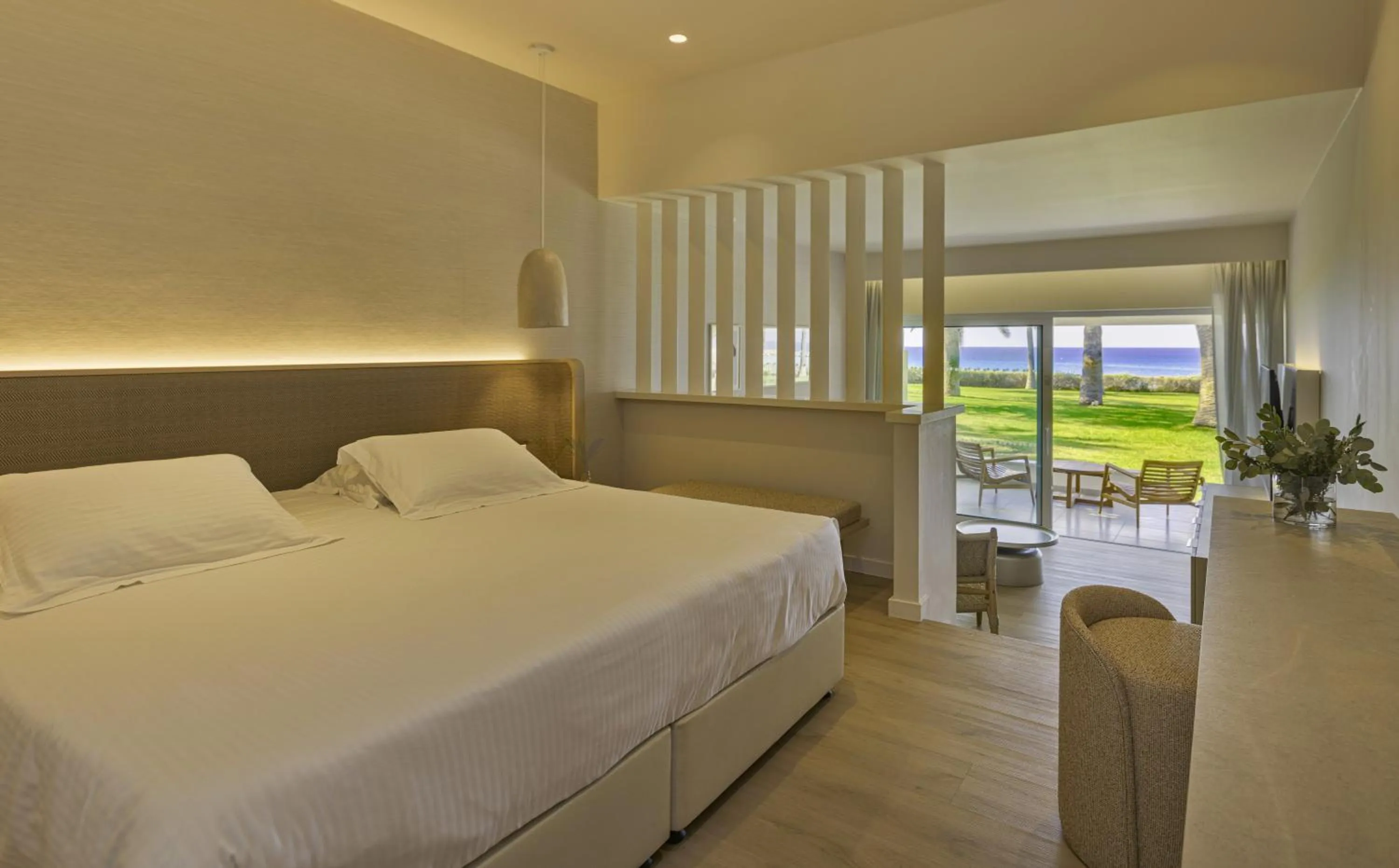 Bedroom, Bed in Nissi Beach Resort