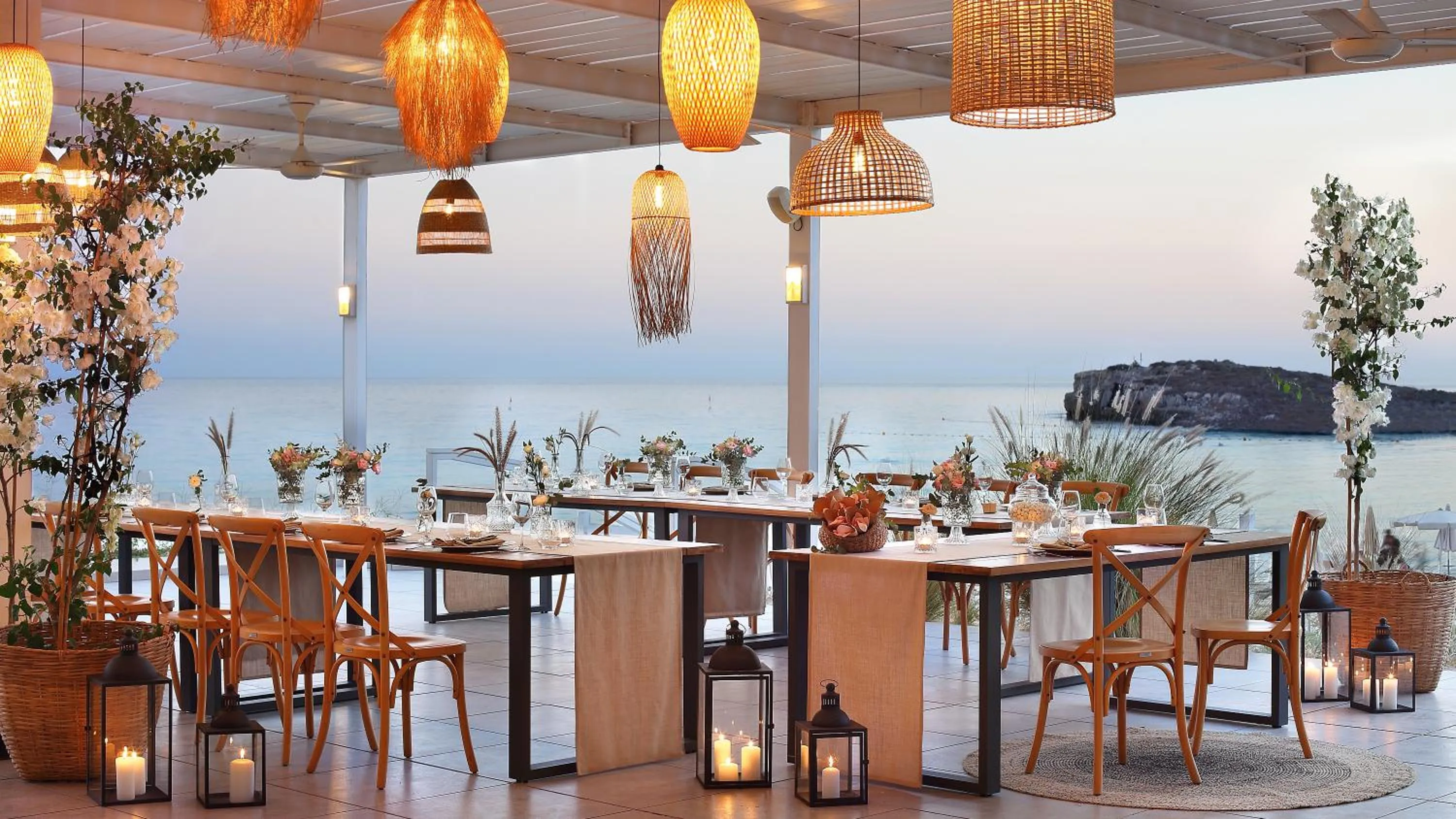 Restaurant/places to eat in Nissi Beach Resort