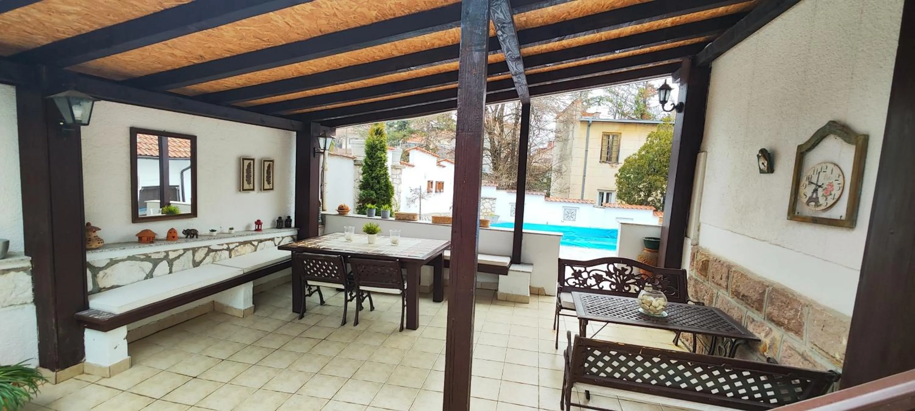 Property building in Vila Mila