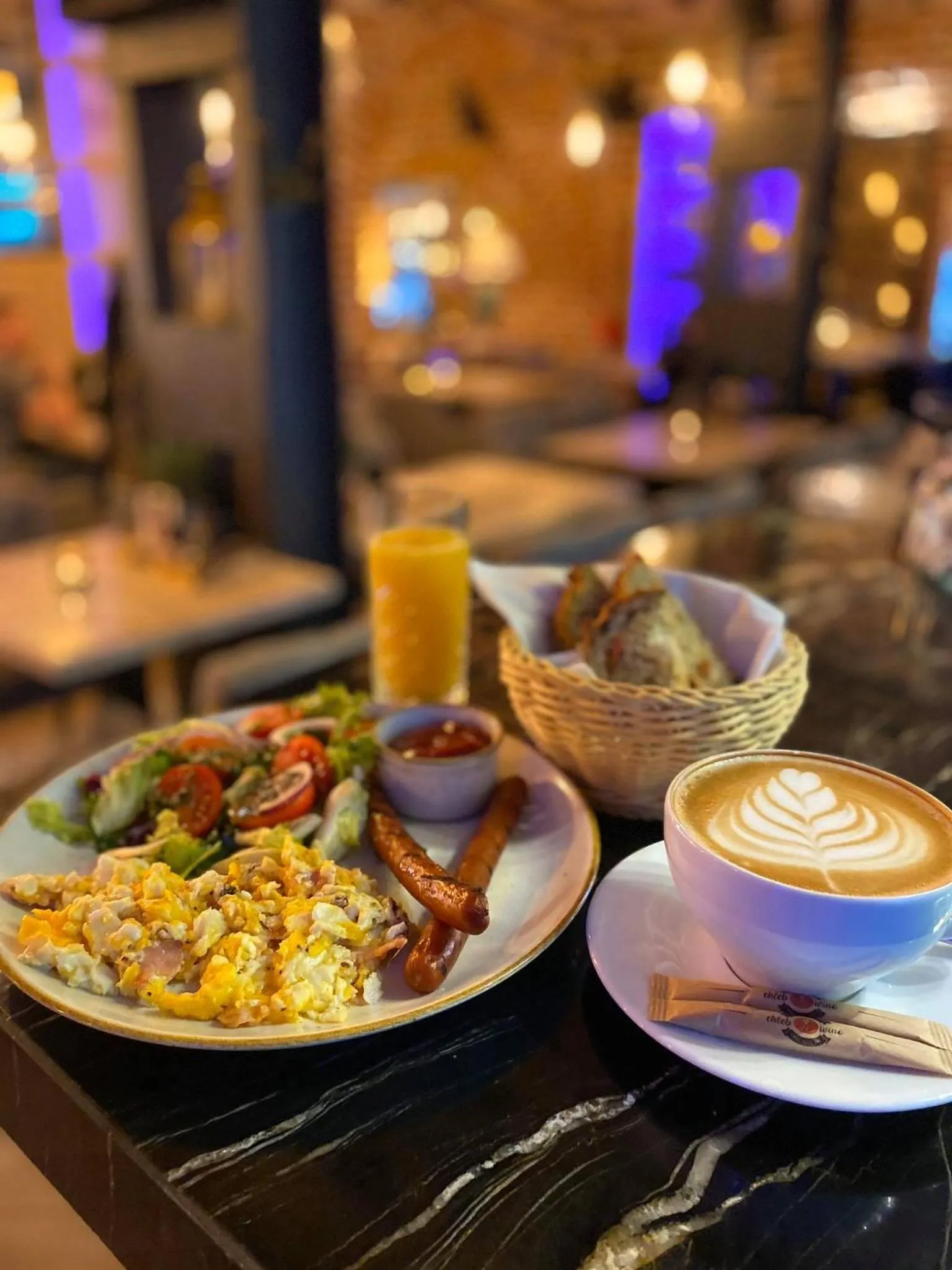 Breakfast in Apartamenty Chleb i Wino Toruń