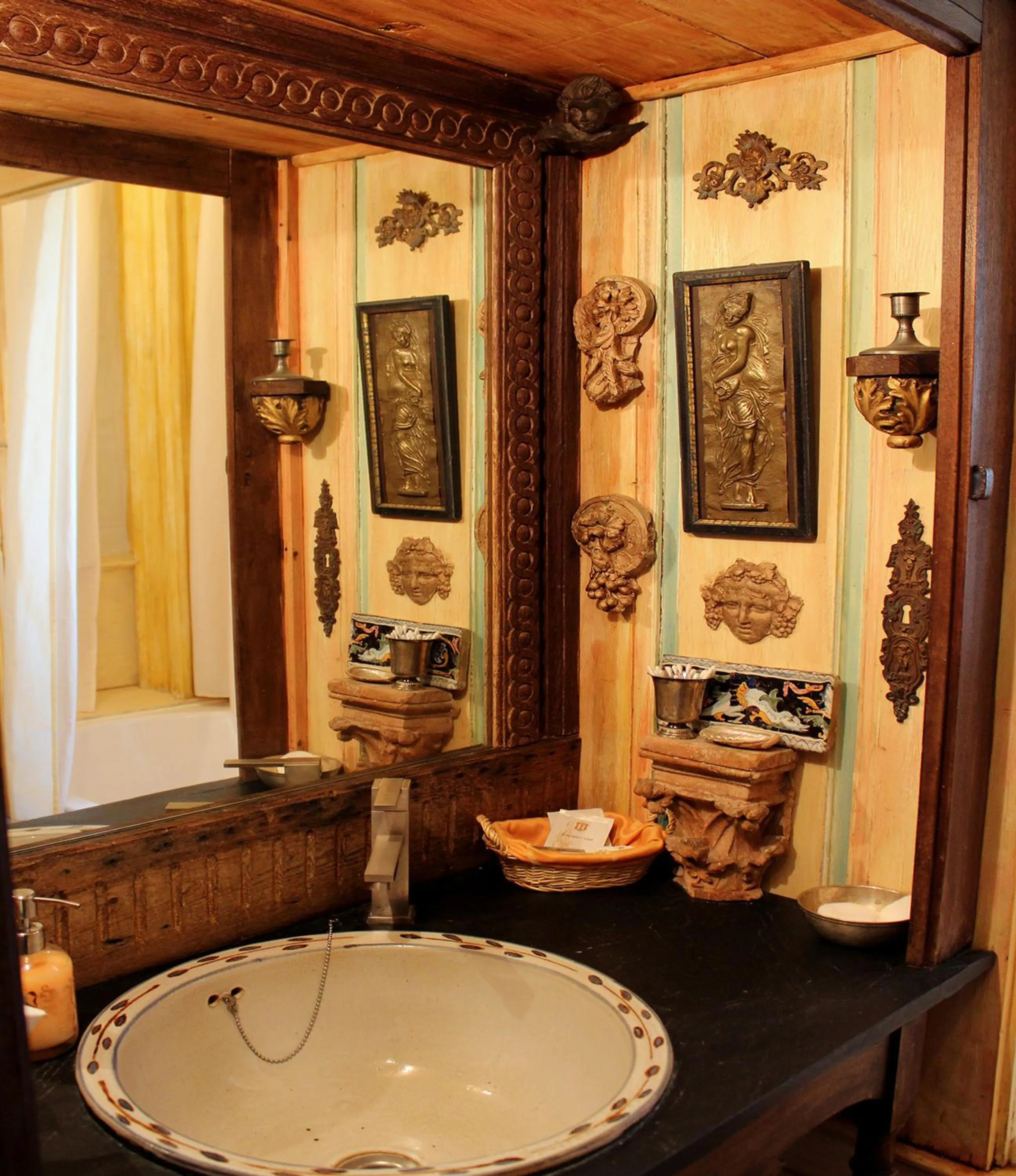 Bathroom in Château De Chambiers