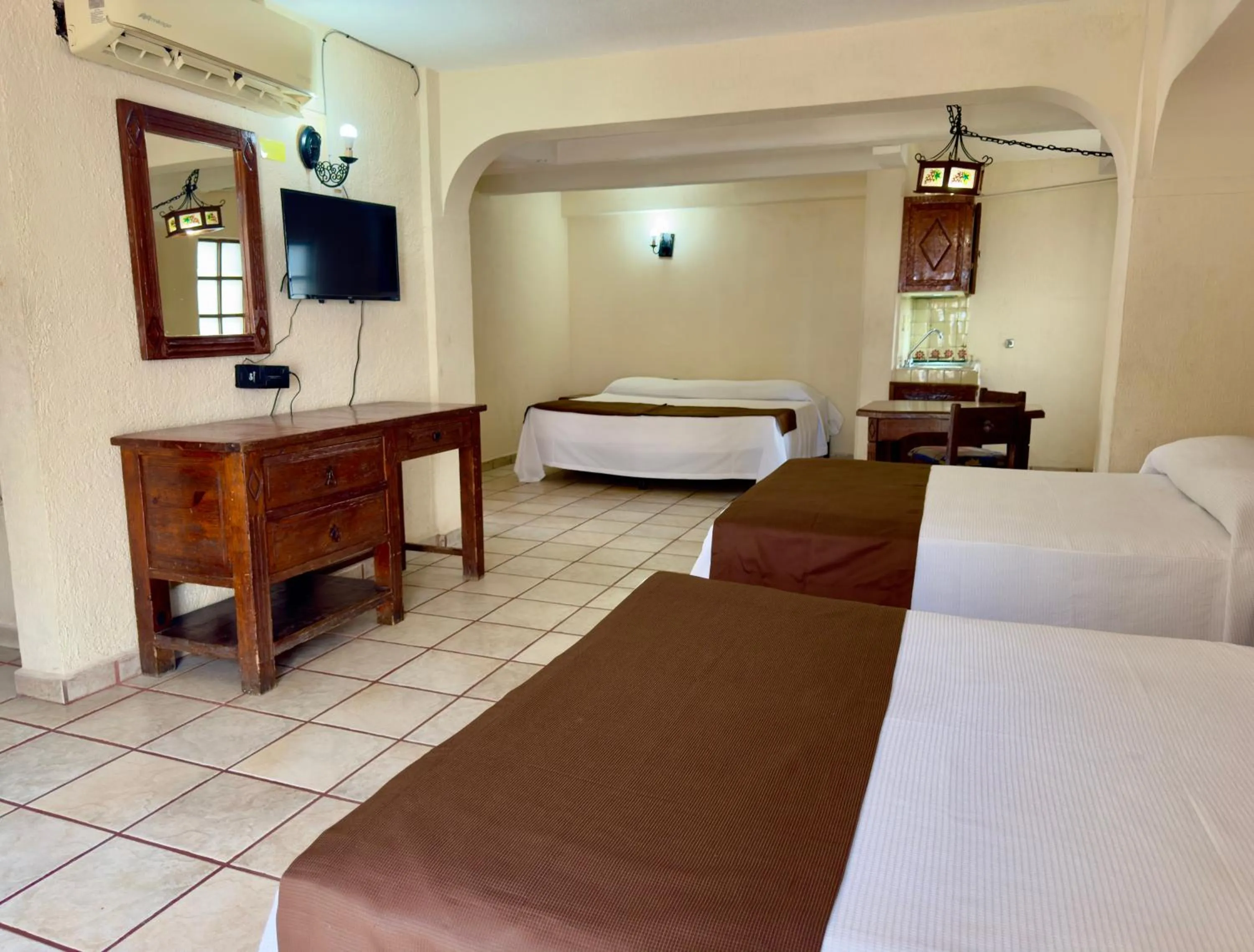 Bed in Hotel Hacienda María Eugenia Acapulco