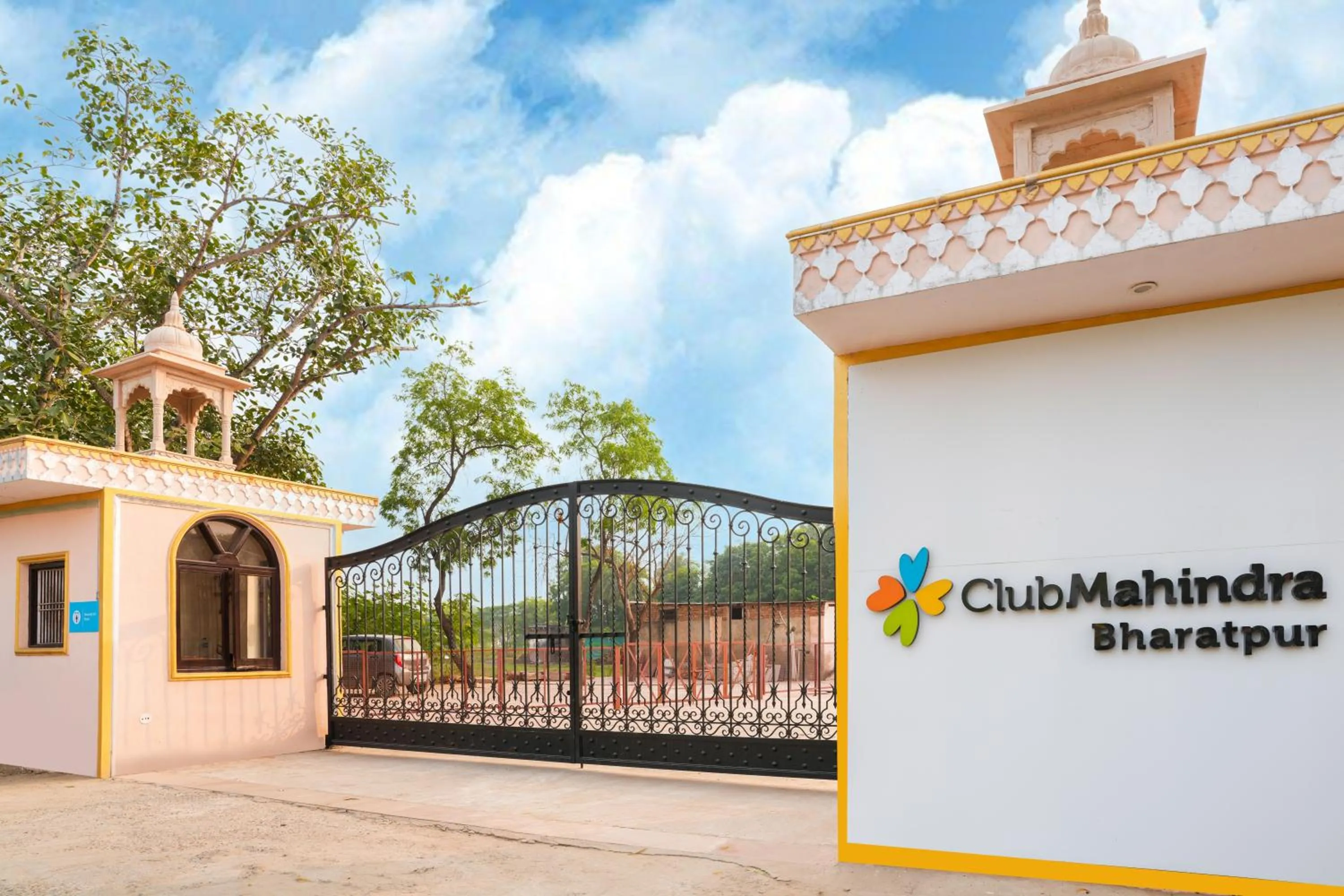 Facade/entrance in Club Mahindra Bharatpur