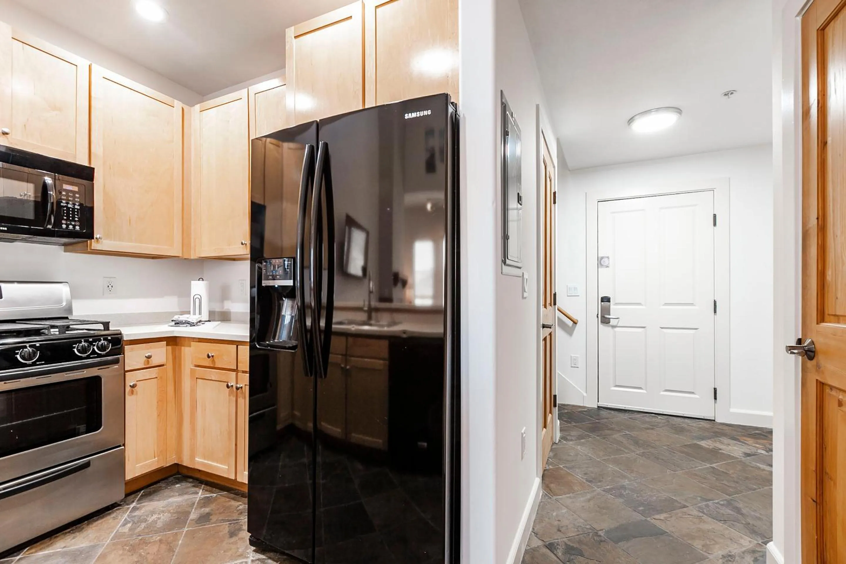 Kitchen or kitchenette in Crestview Condominiums by All Seasons Resort Lodging