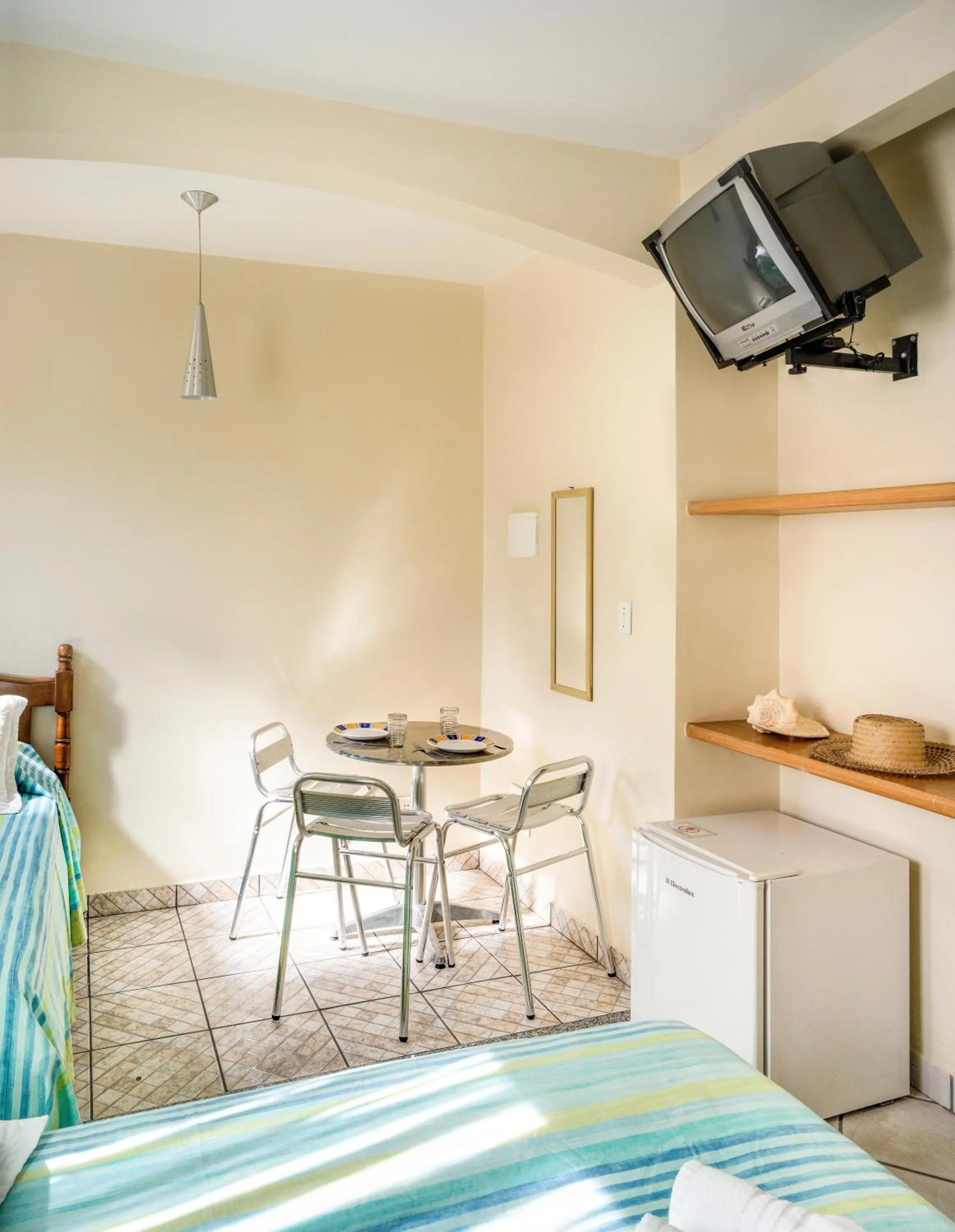Dining area, Bed in Costabela Apart Hotel e Pousada