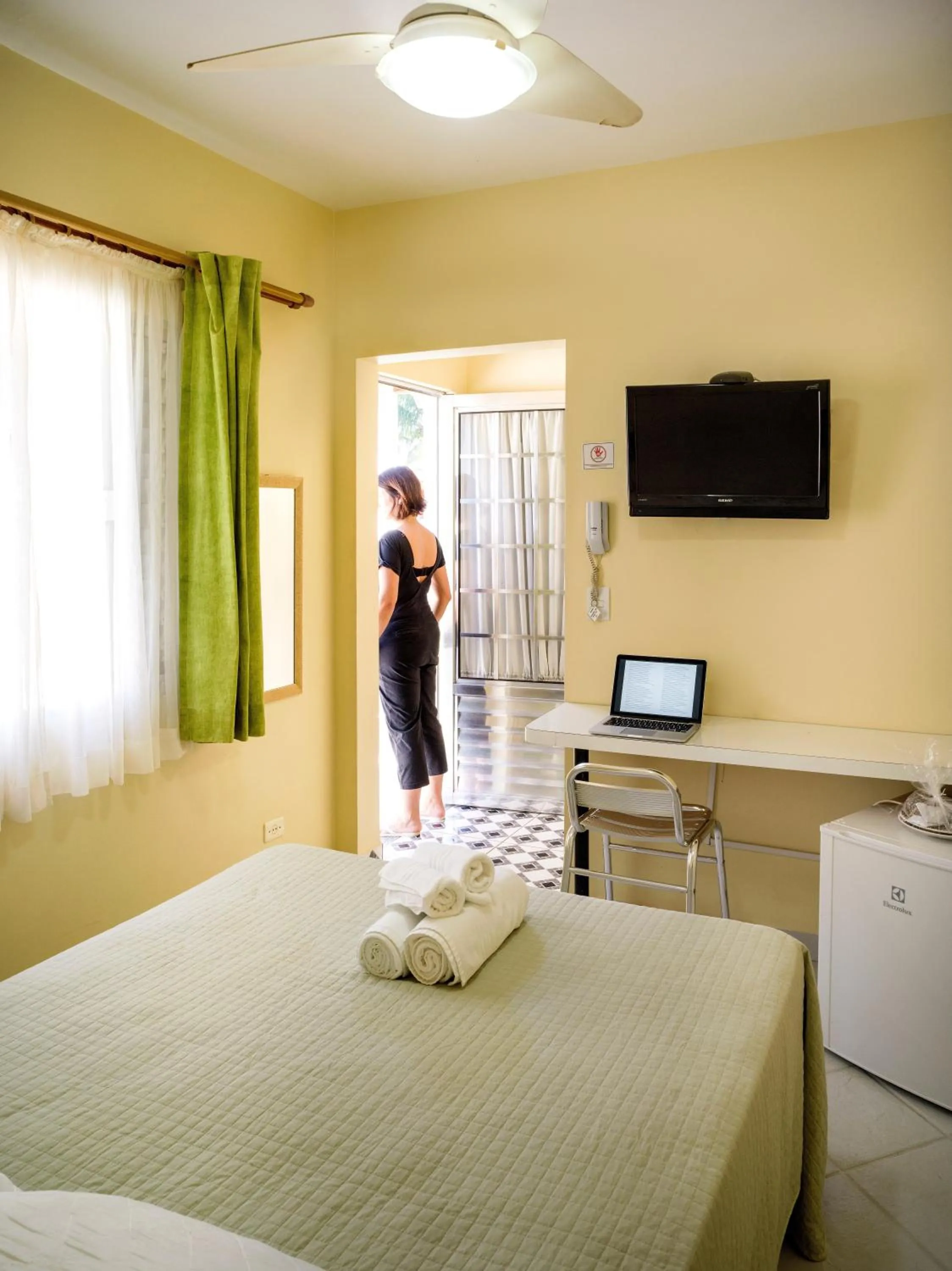 Photo of the whole room, Bed in Costabela Apart Hotel e Pousada