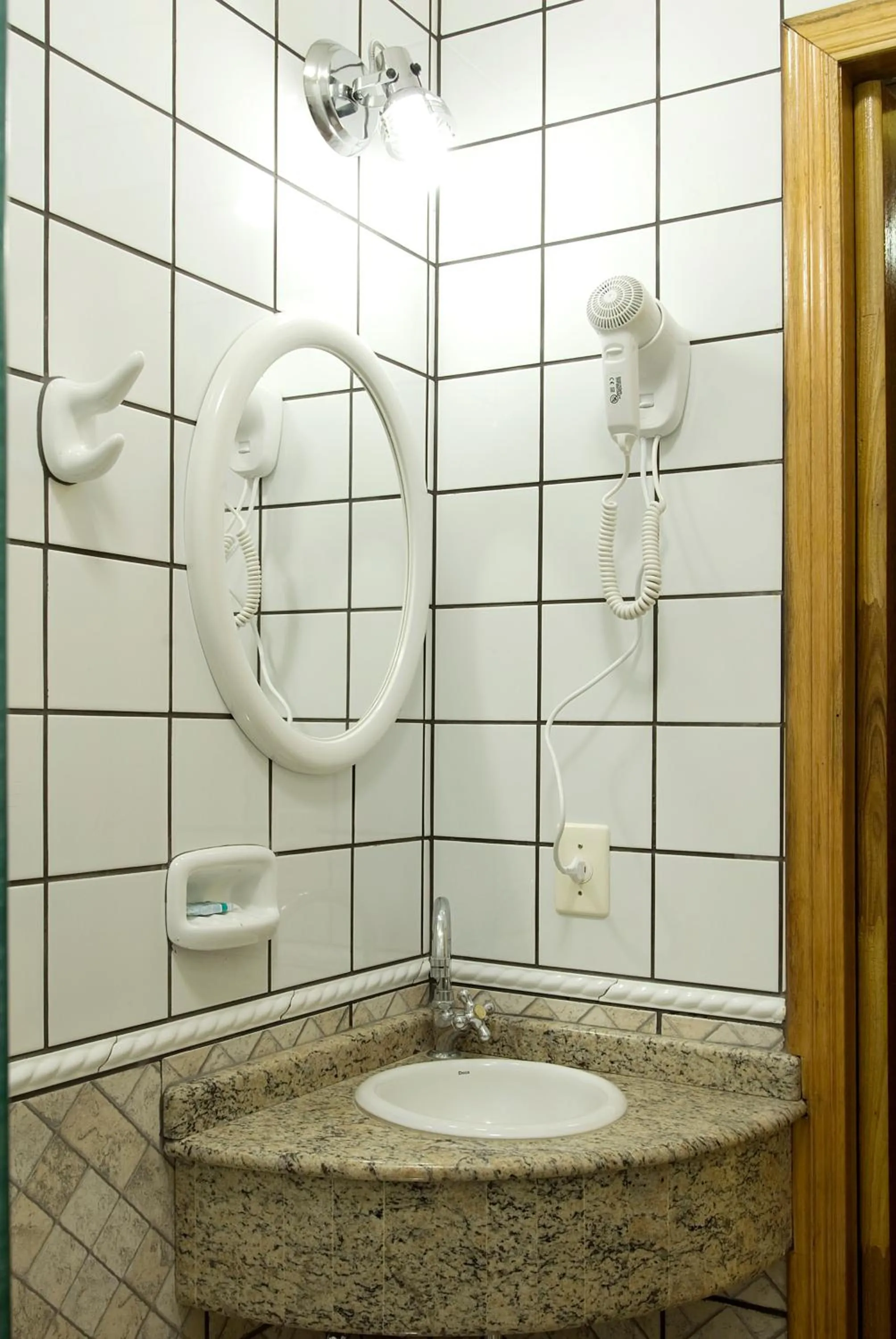 Bathroom in Costabela Apart Hotel e Pousada