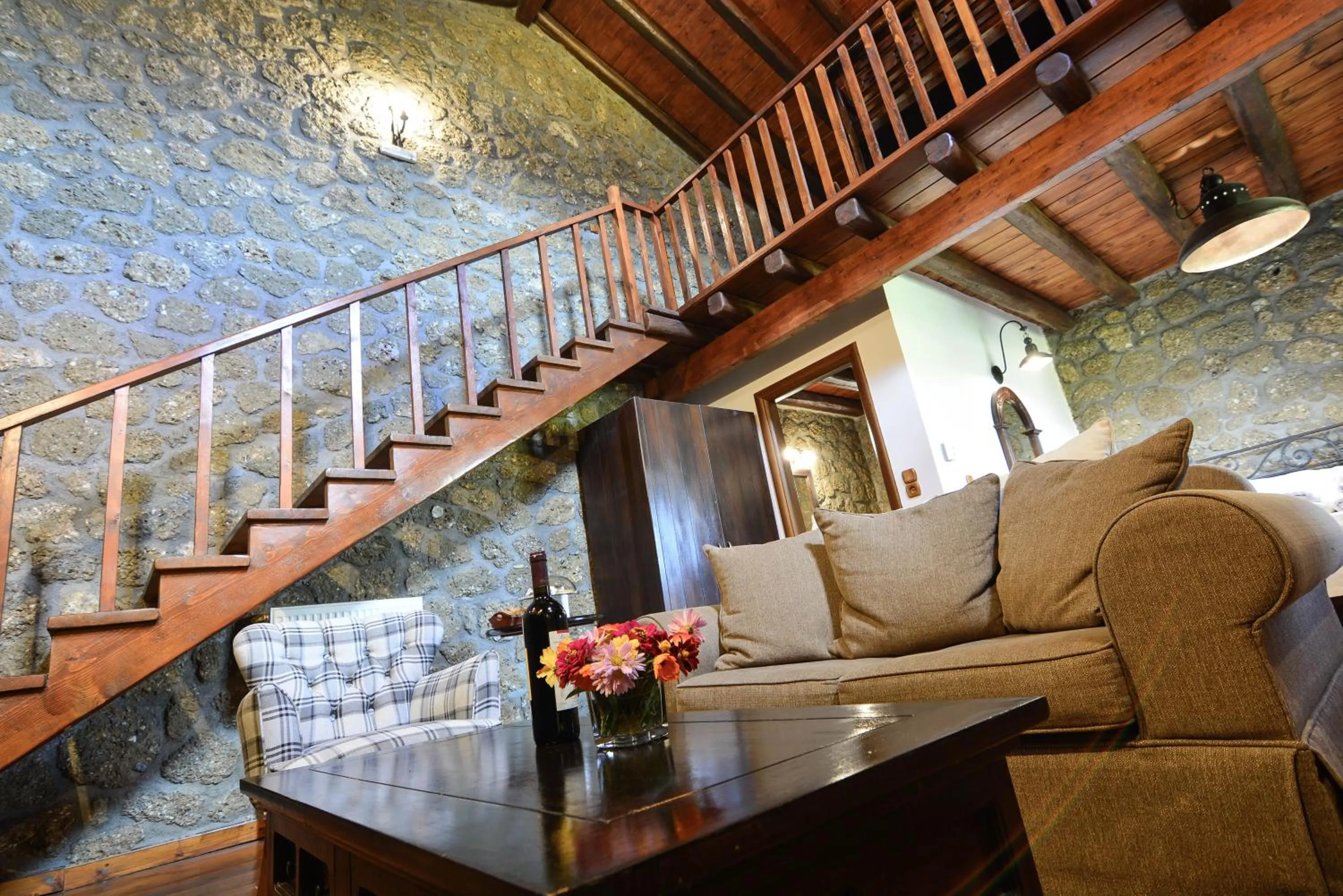 Pera Alonia Guest House