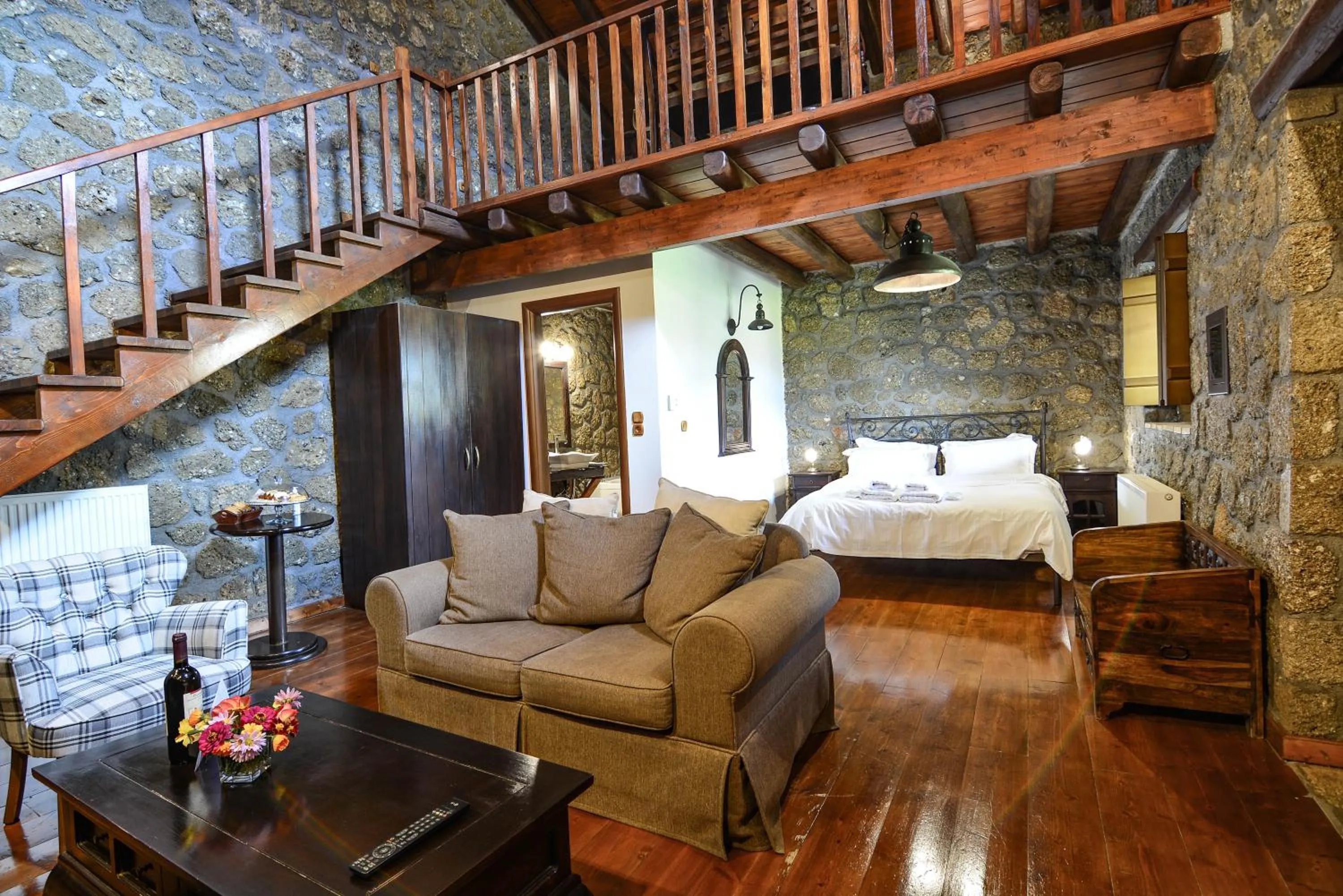 Bed in Pera Alonia Guest House