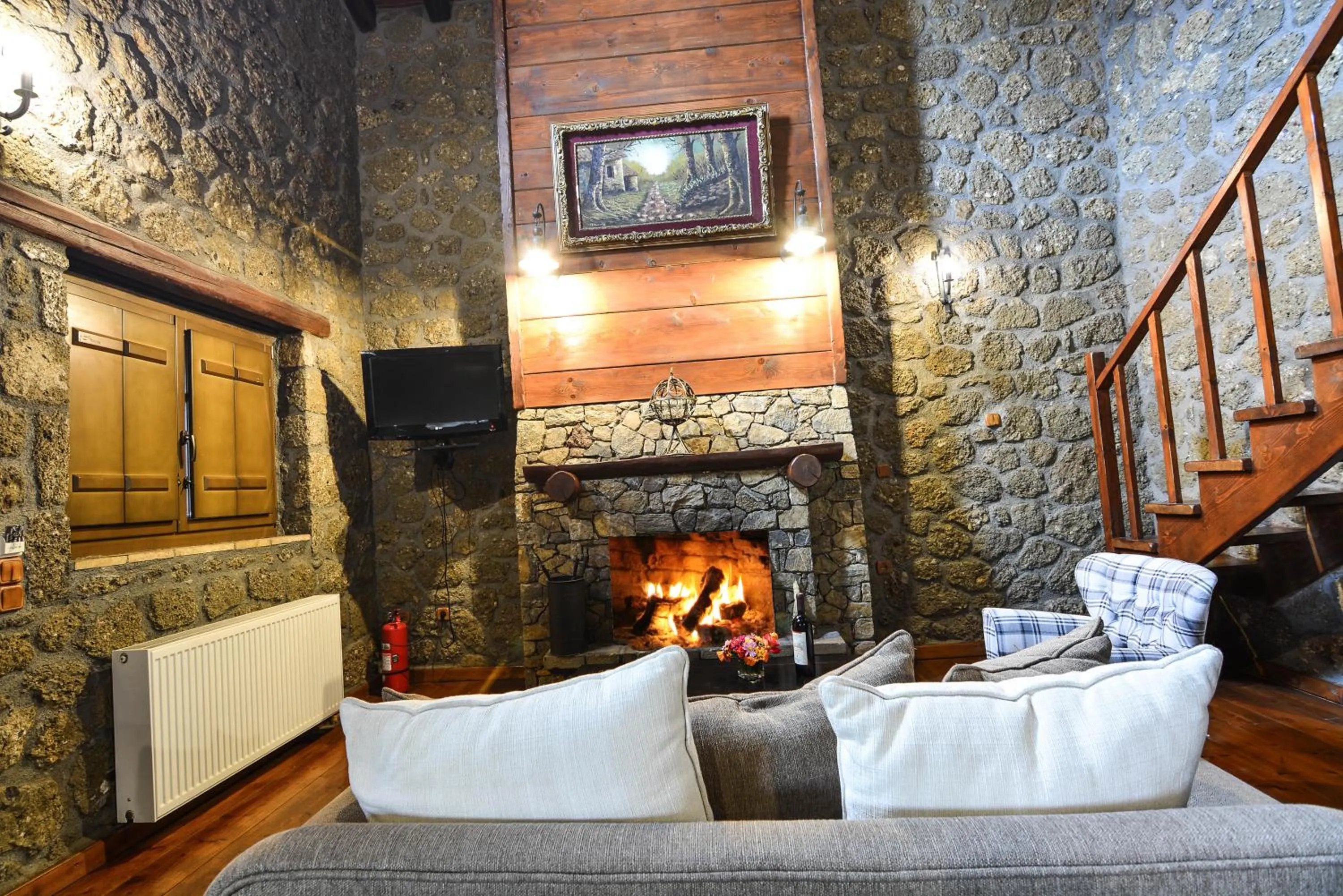 Pera Alonia Guest House