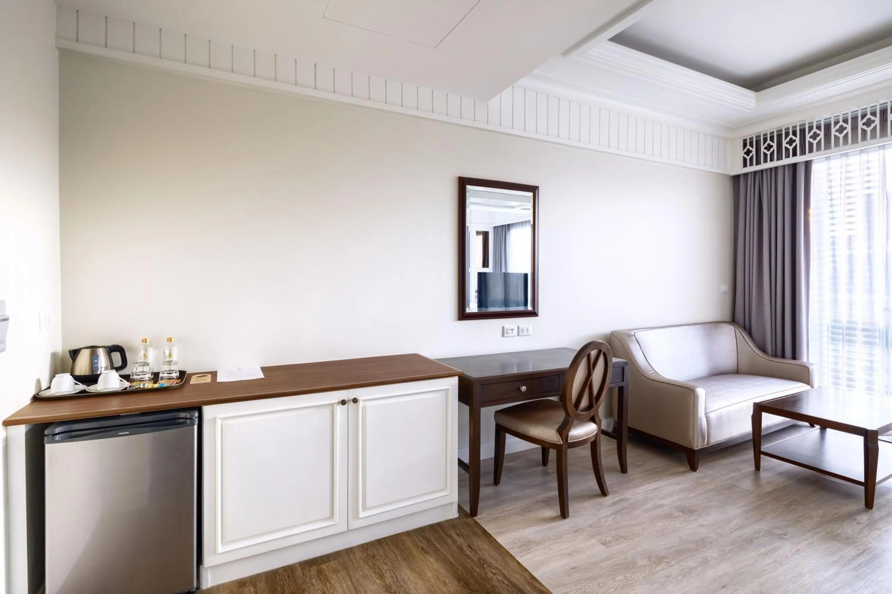 Seating area in Siam Tharadol