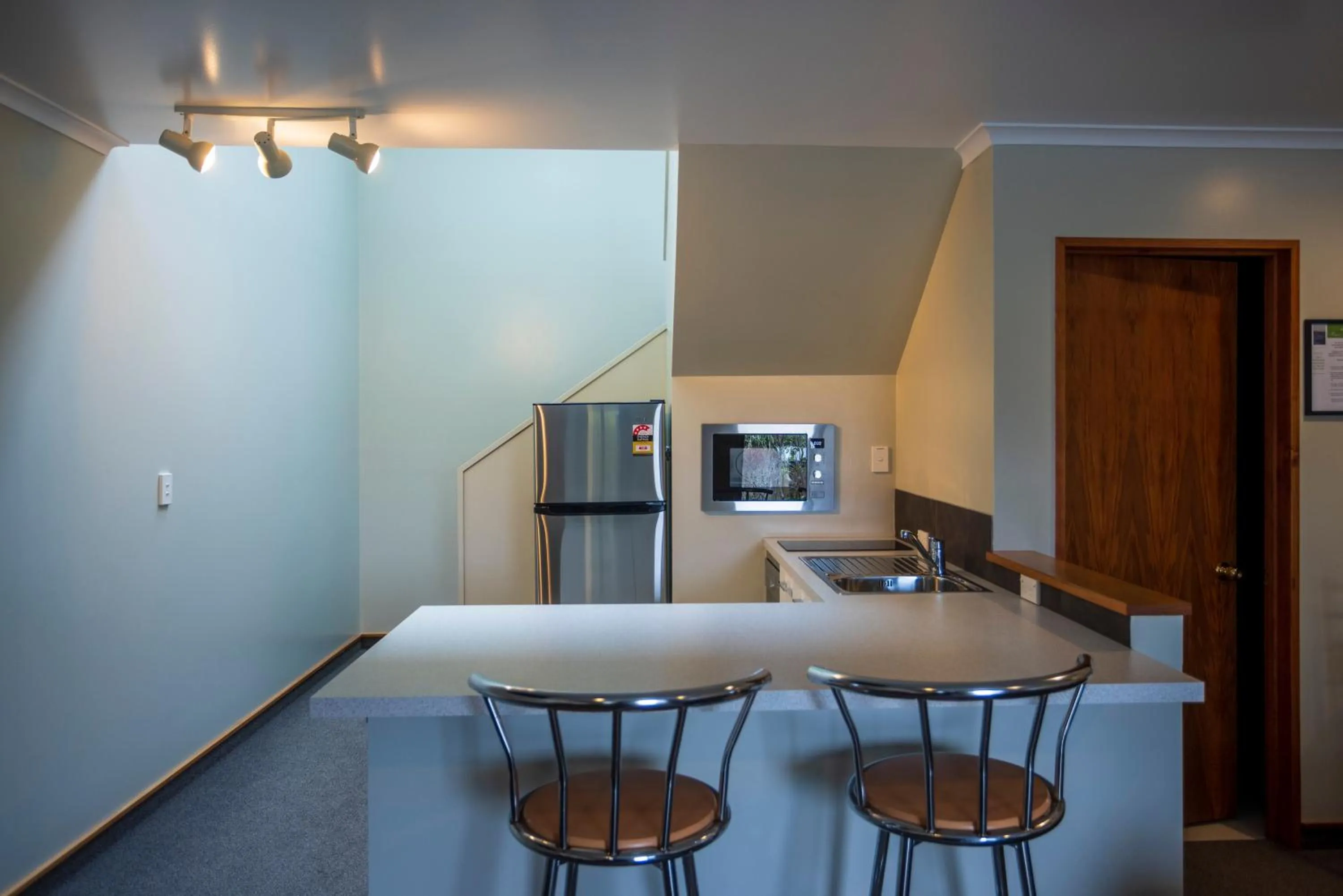 Kitchen or kitchenette in Haast Beach Motel