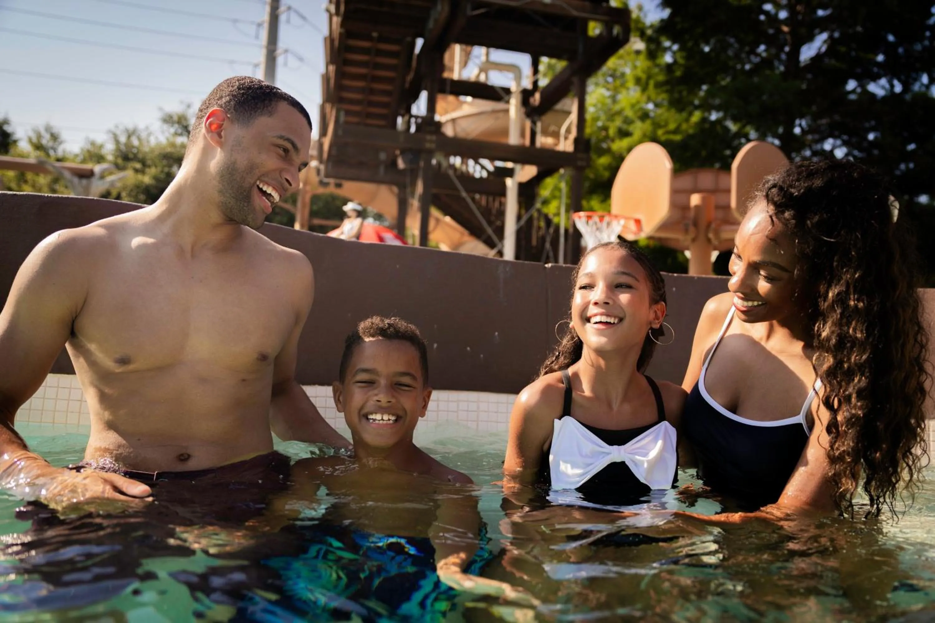 Swimming pool in Gaylord Texan Resort and Convention Center