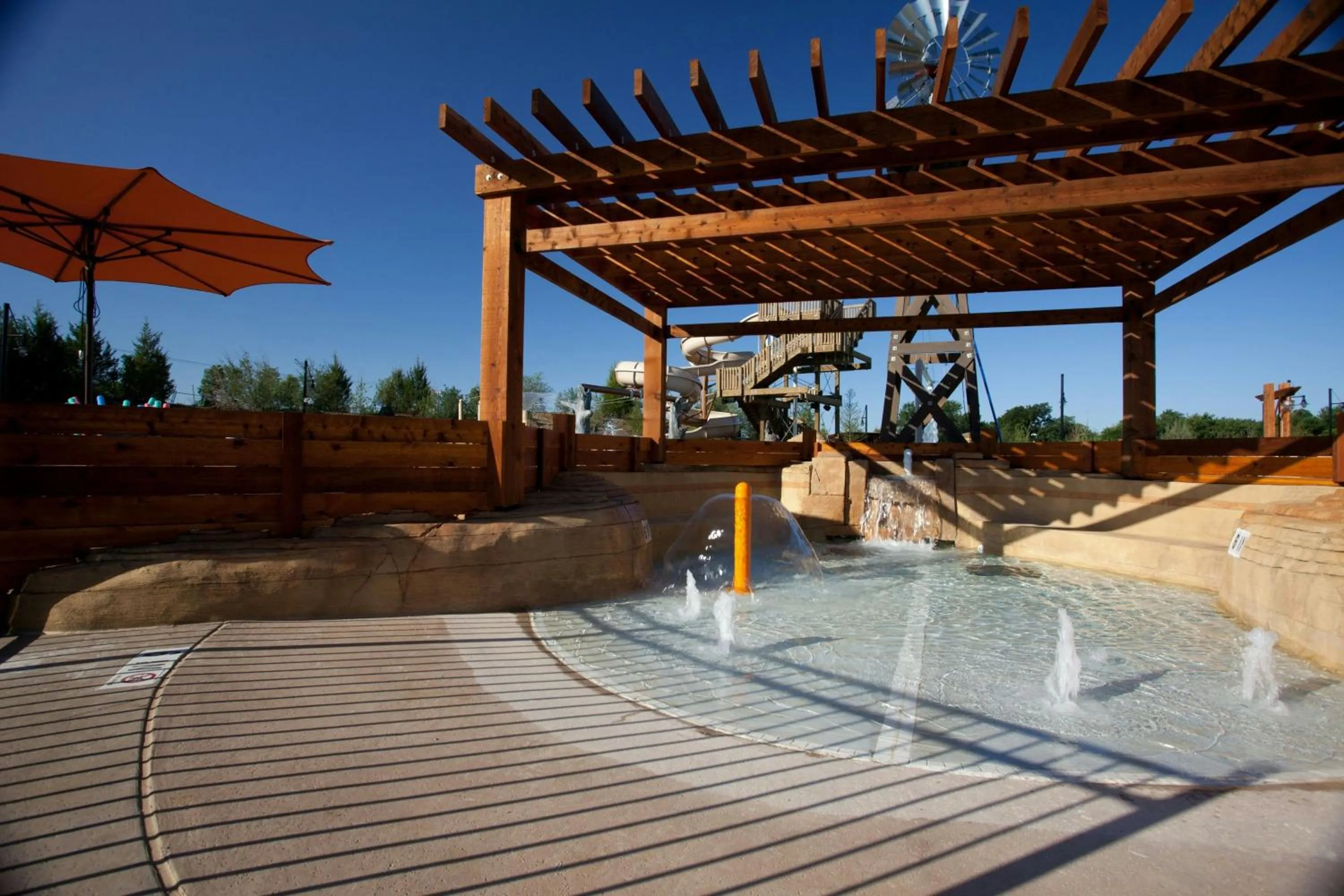 Swimming pool in Gaylord Texan Resort and Convention Center