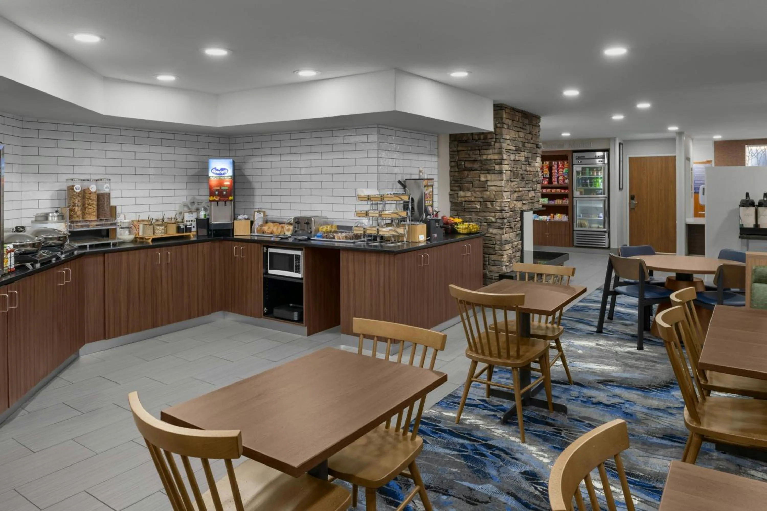 Breakfast in Fairfield Inn Boise Airport