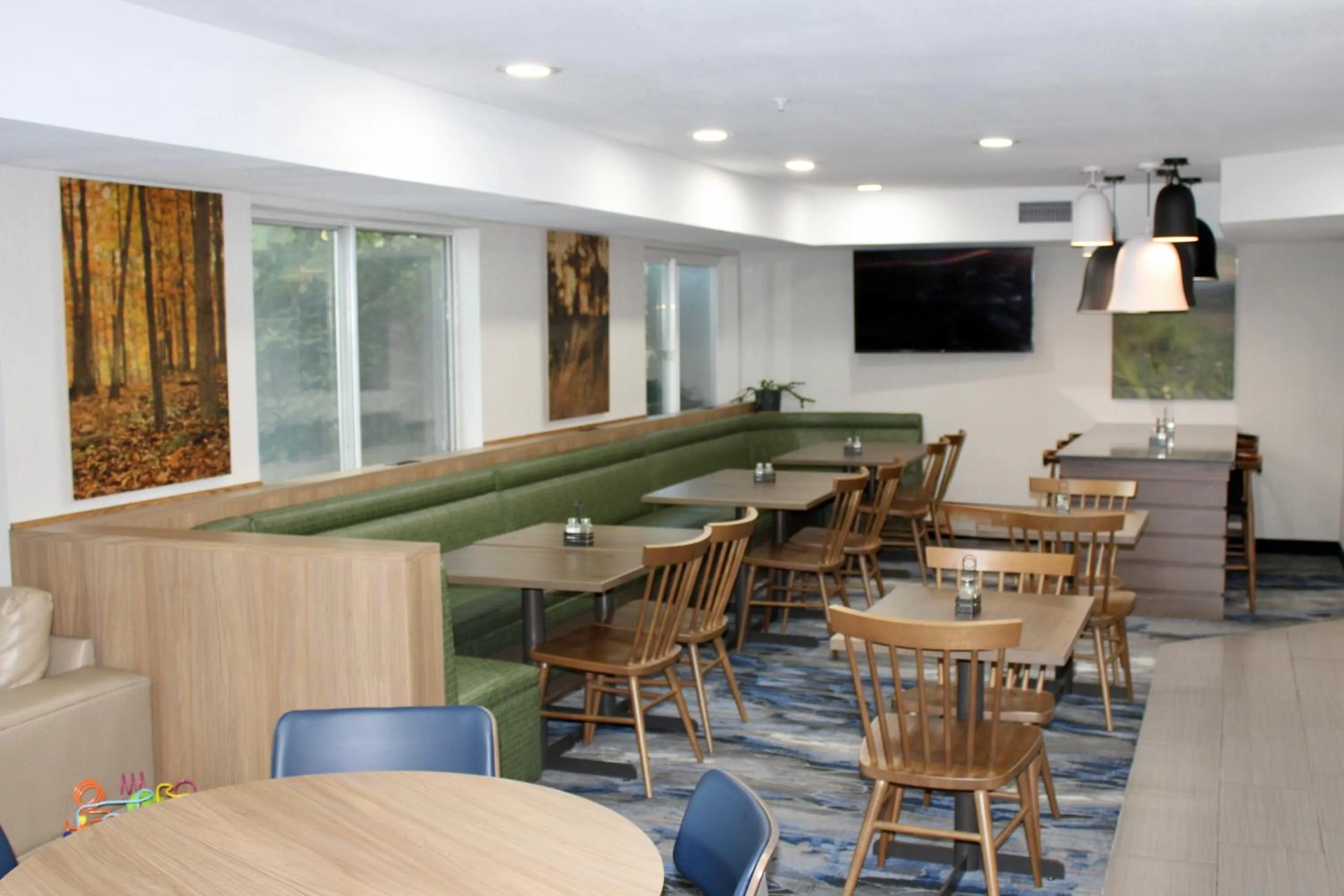 Breakfast in Fairfield Inn Boise Airport