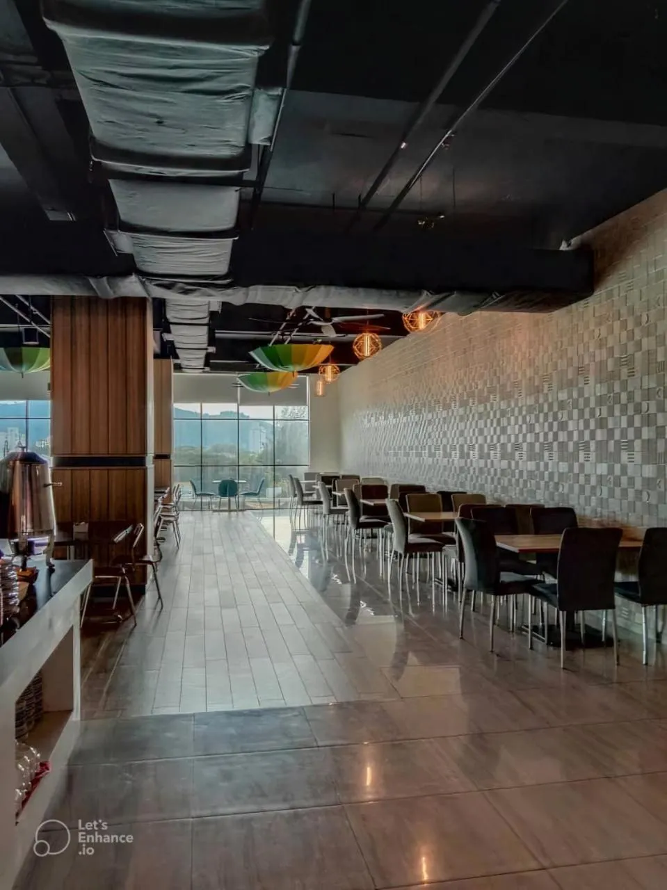 Restaurant/places to eat in Langkasuka Express