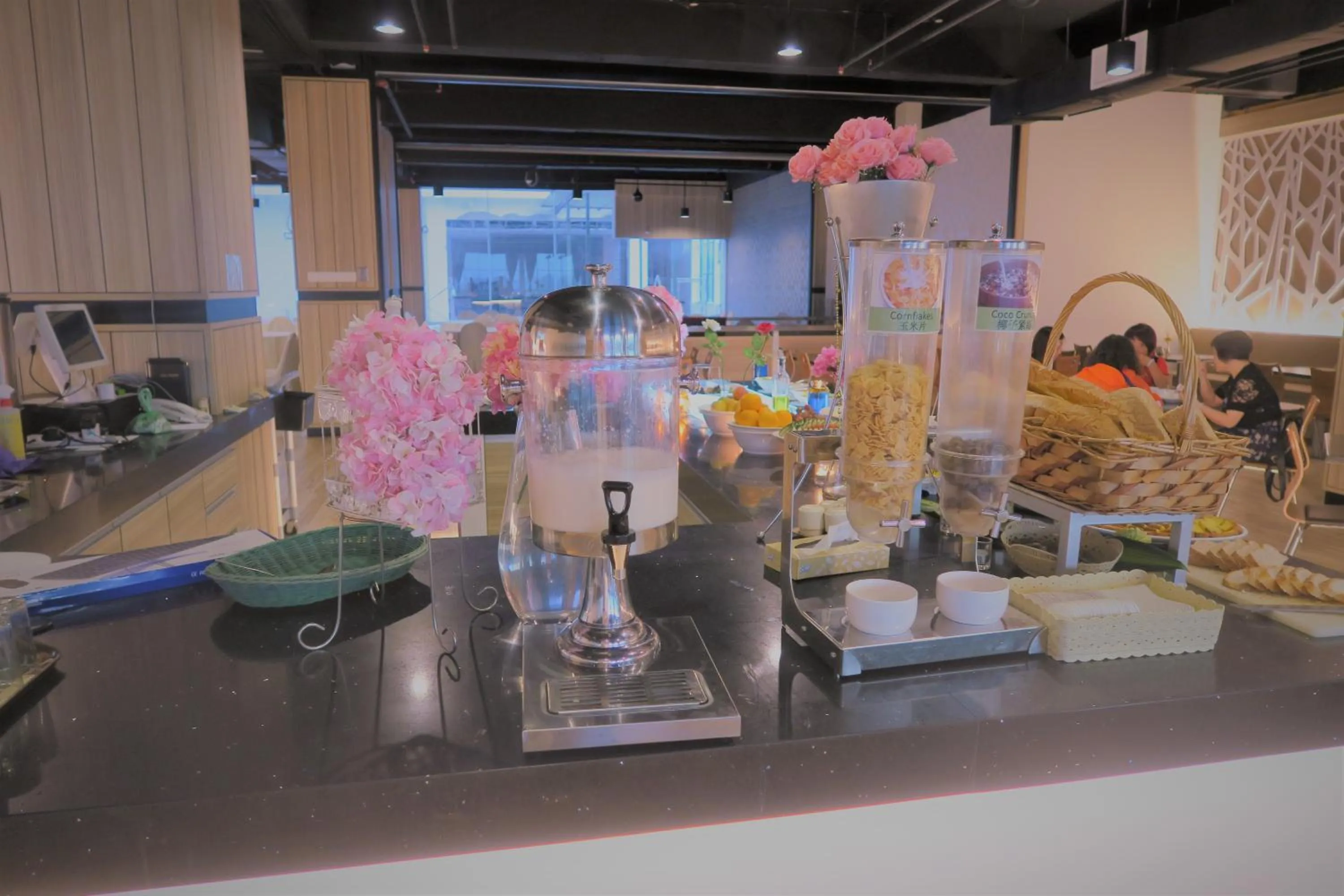 Restaurant/places to eat in Langkasuka Express