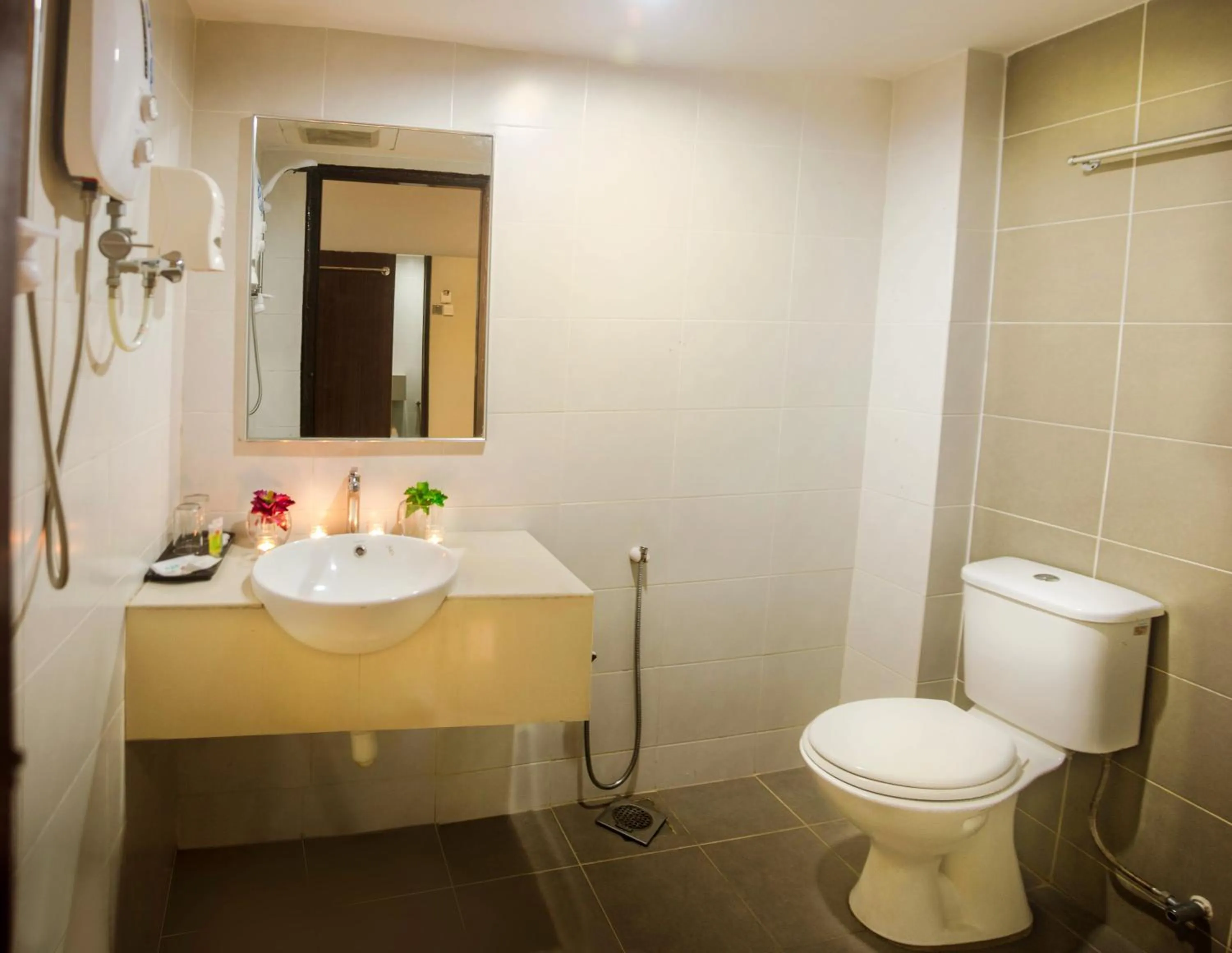 Bathroom in Langkasuka Express