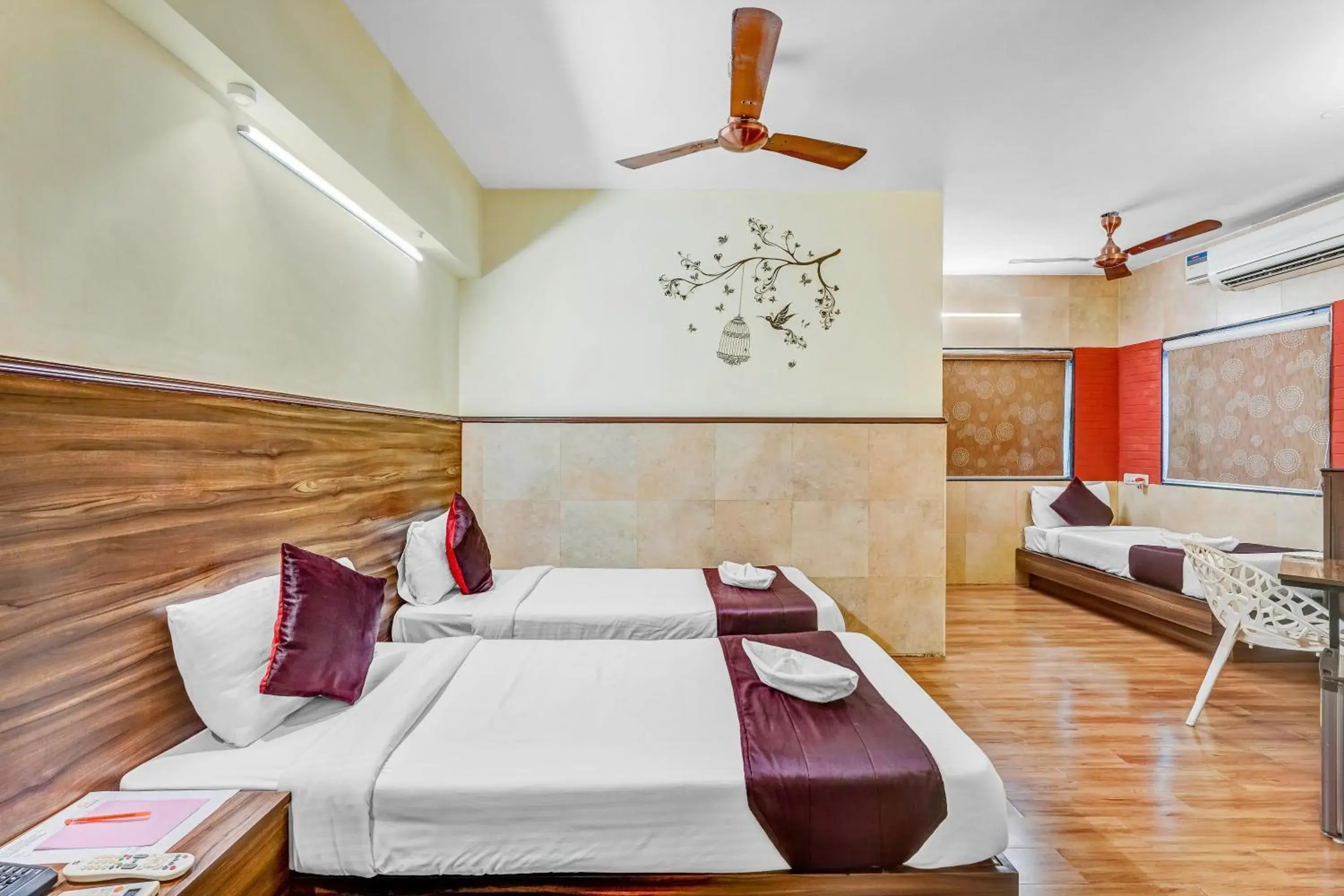 Family Suite in Season 4 Residences - Nungambakkam Near US consulate, Apollo Hospital, Shankar Nethralaya Family Suite in Season 4 Residences - Nungambakkam Near US consulate, Apollo Hospital, Shankar Nethralaya