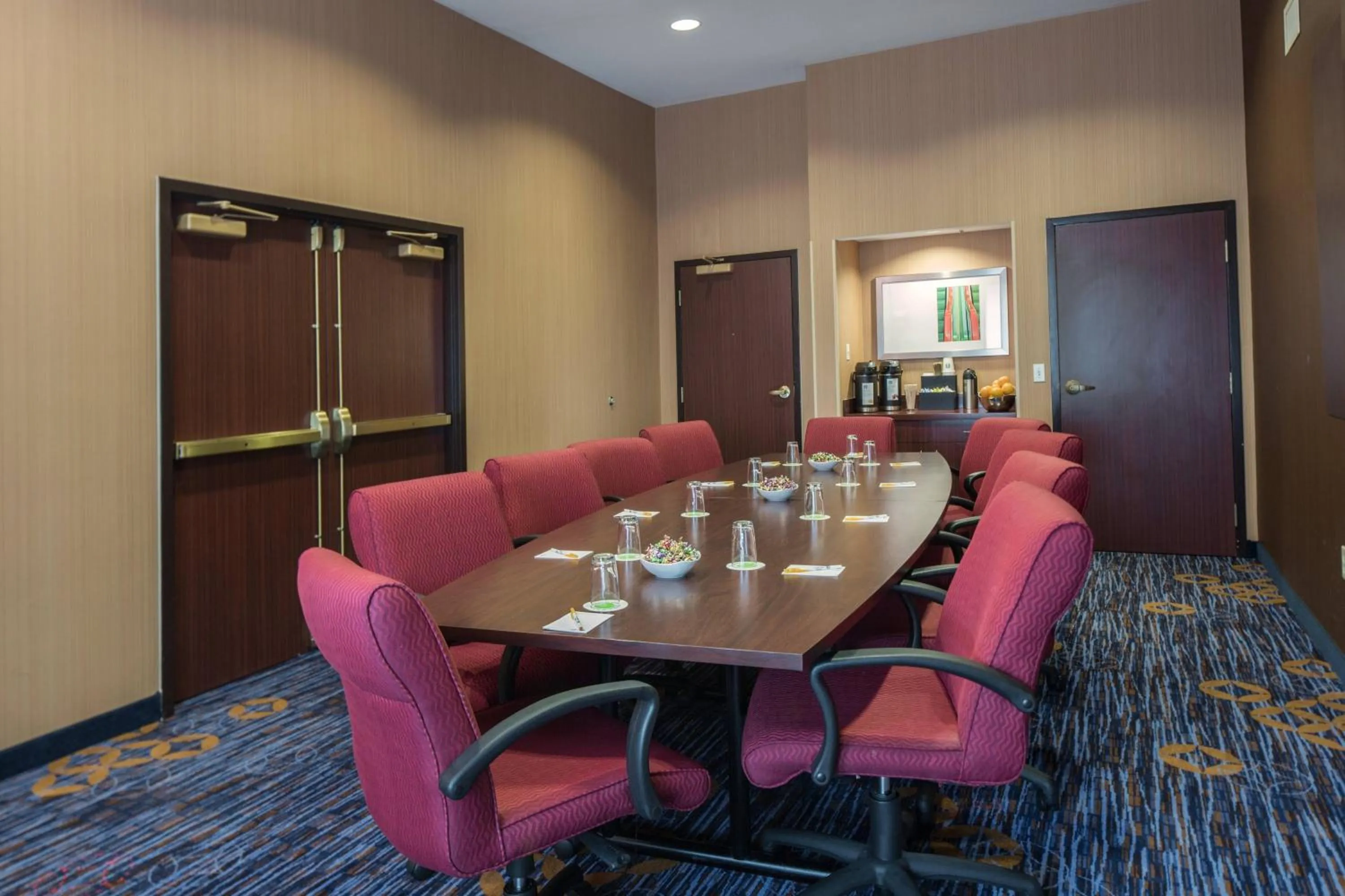 Meeting/conference room in Courtyard Boston Raynham