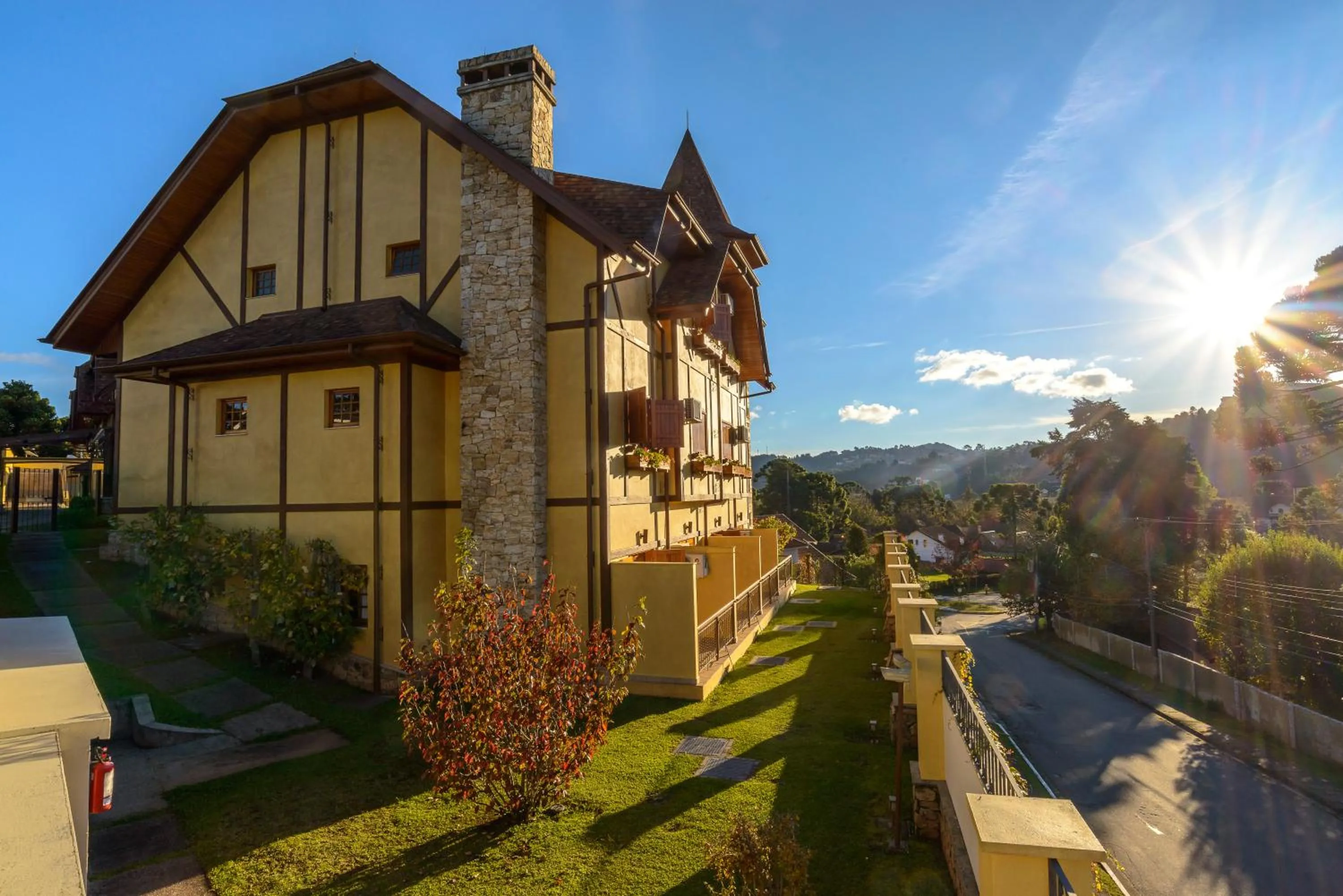 Property building in Hotel Le Renard - Campos do Jordao
