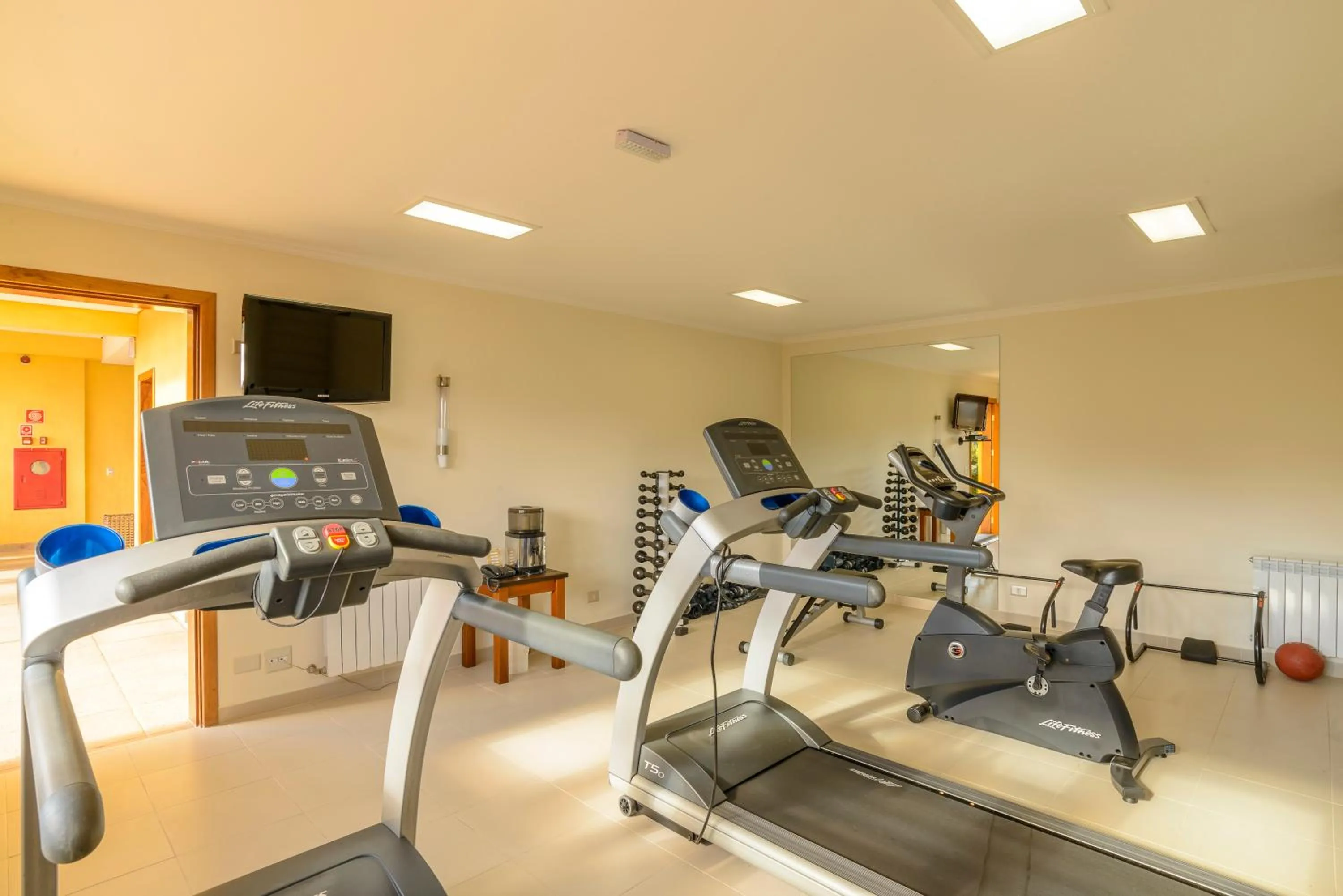 Fitness centre/facilities in Hotel Le Renard - Campos do Jordao