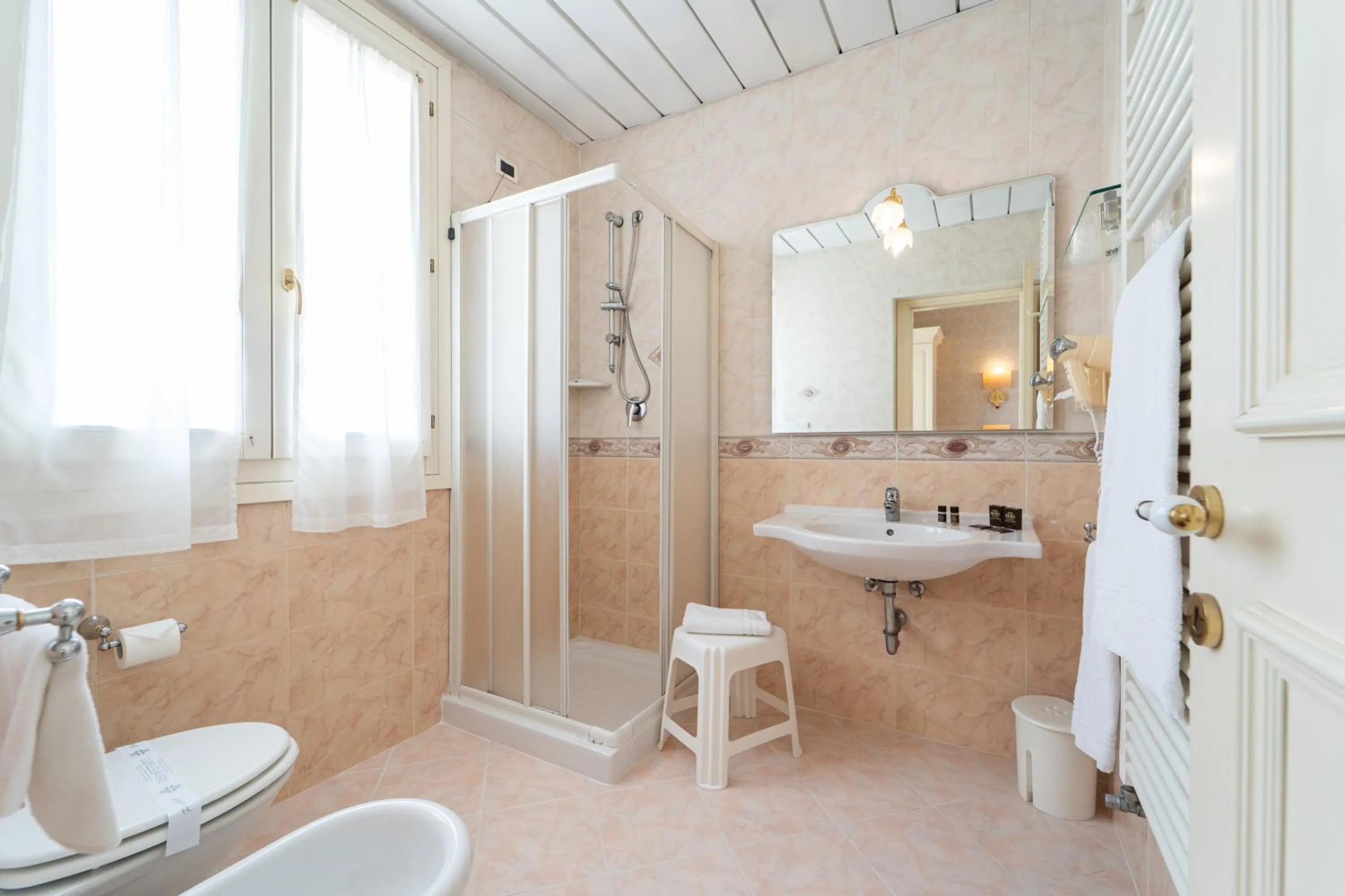 Bathroom in Hotel Terme Roma