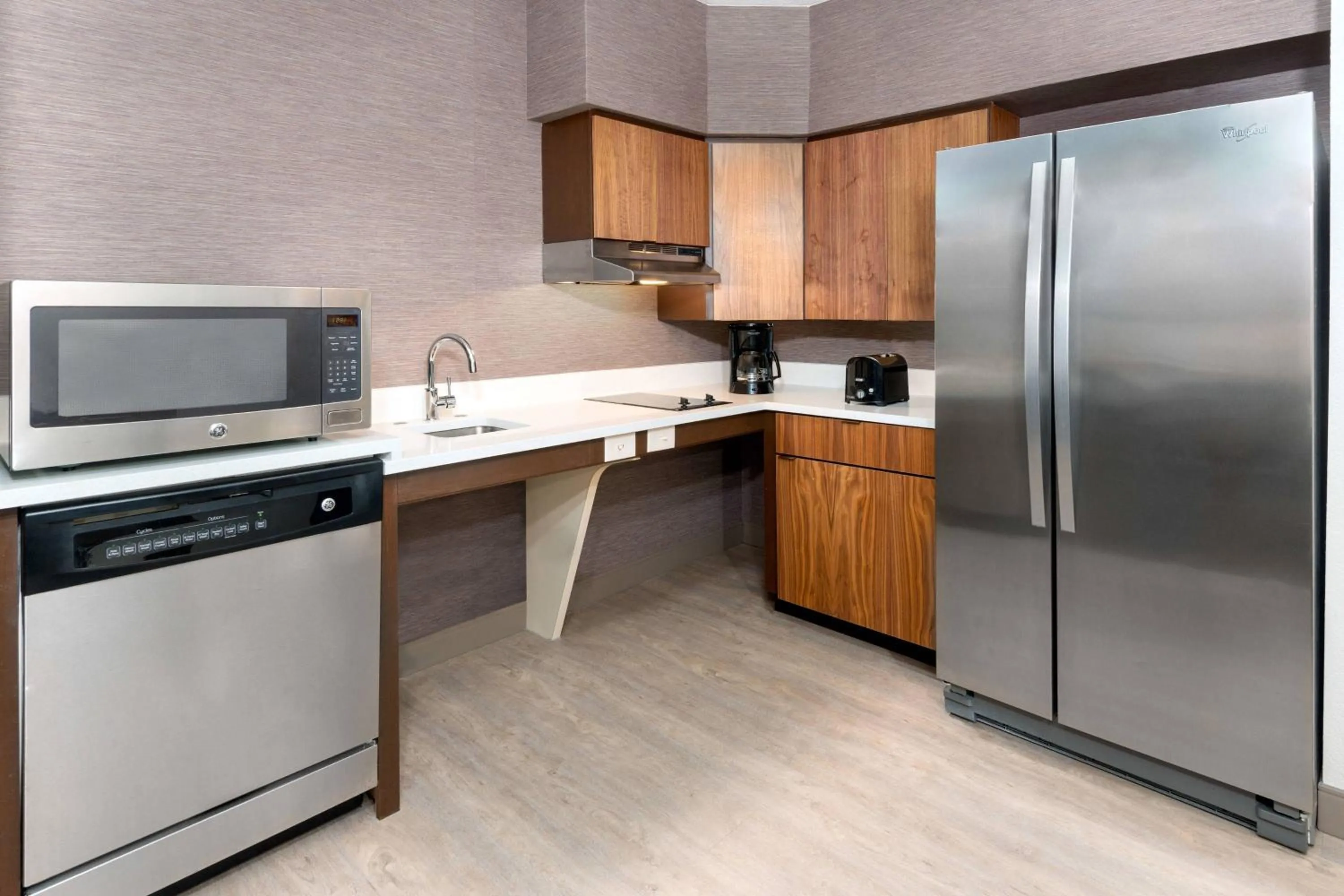 Kitchen or kitchenette in Residence Inn by Marriott Boston Brockton/Easton