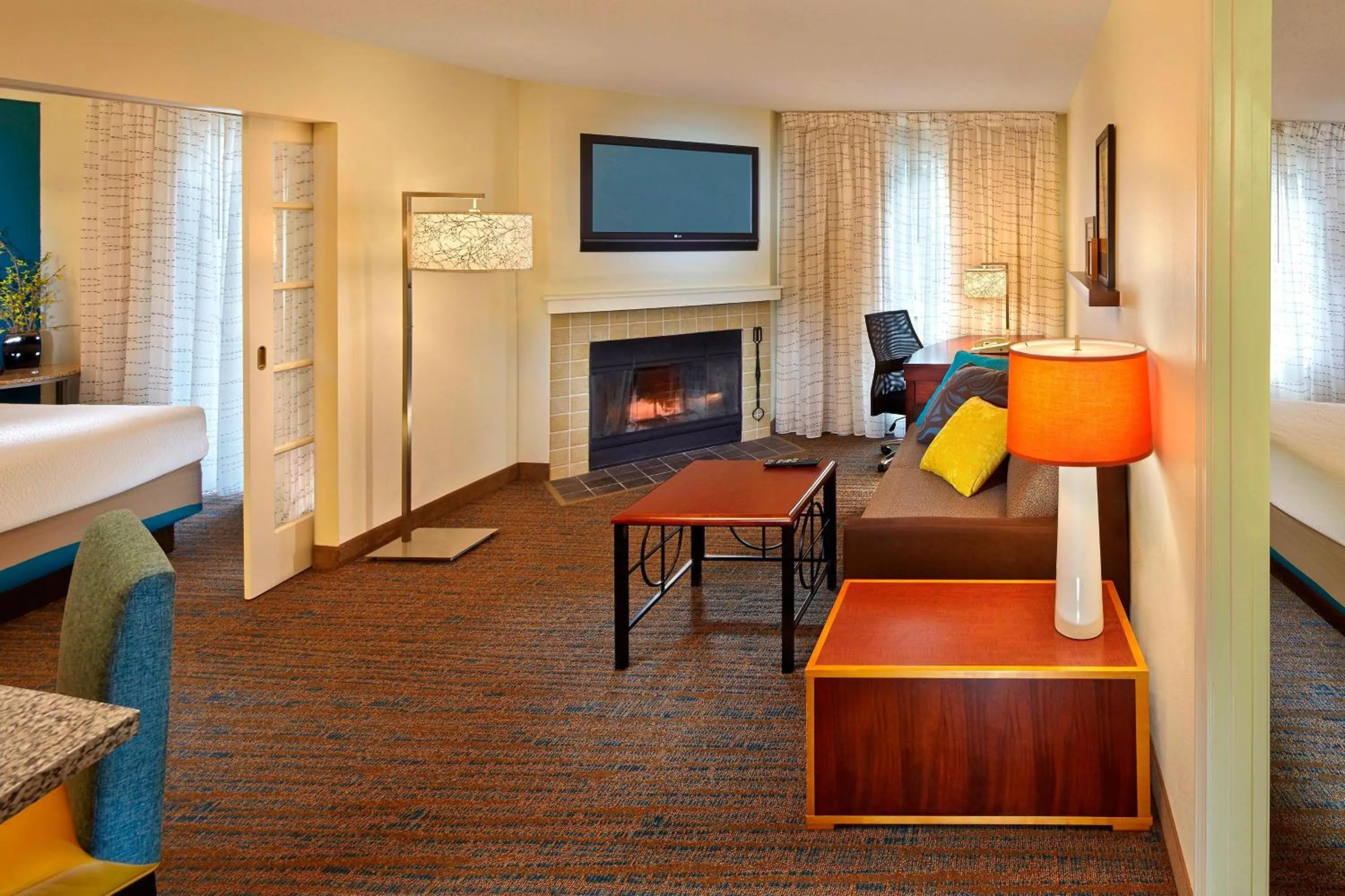 Living room in Residence Inn Boston Tewksbury/Andover