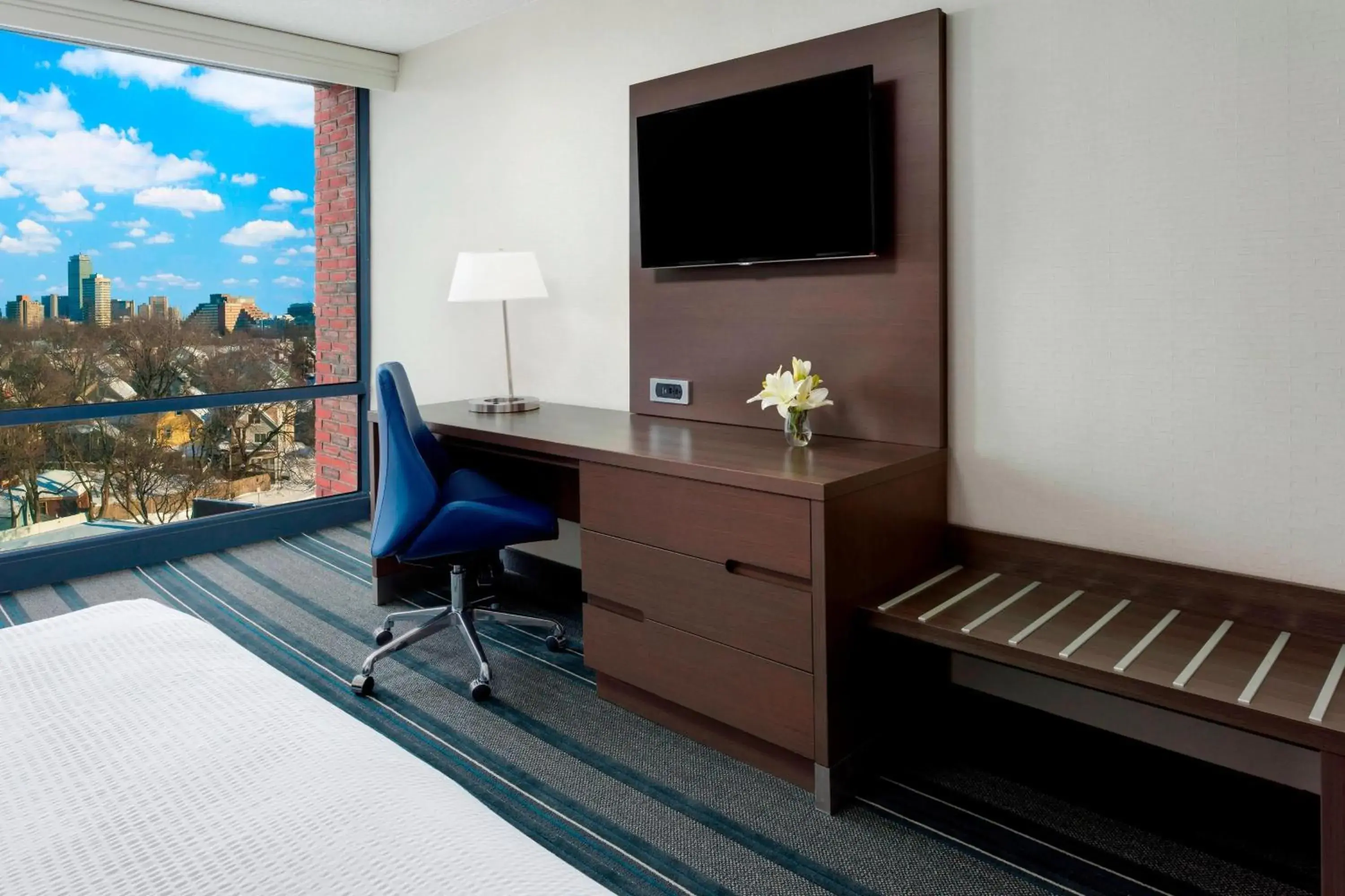 King Room with City View in Courtyard by Marriott Boston Cambridge King Room with City View in Courtyard by Marriott Boston Cambridge