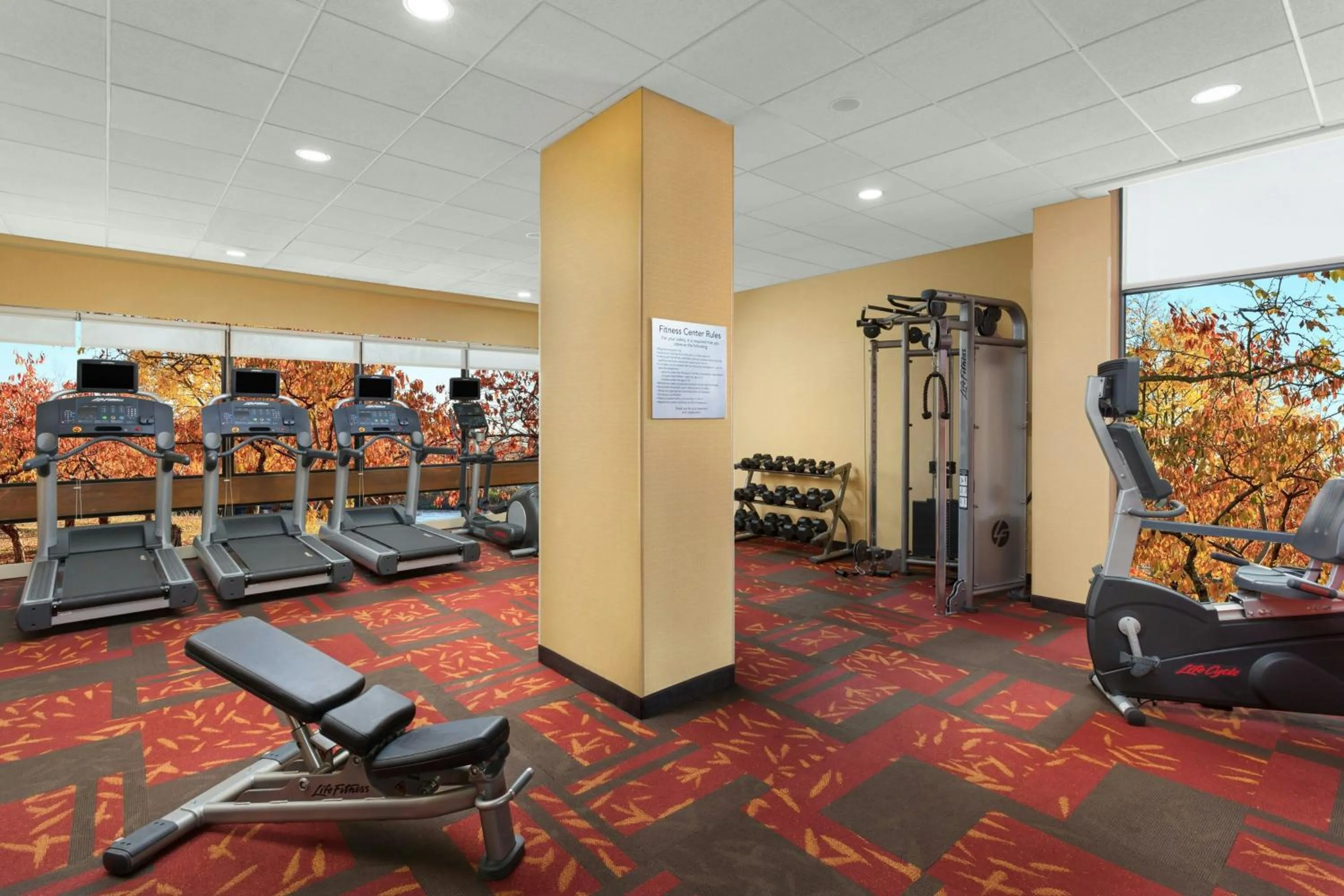 Fitness centre/facilities in Courtyard by Marriott Boston Cambridge