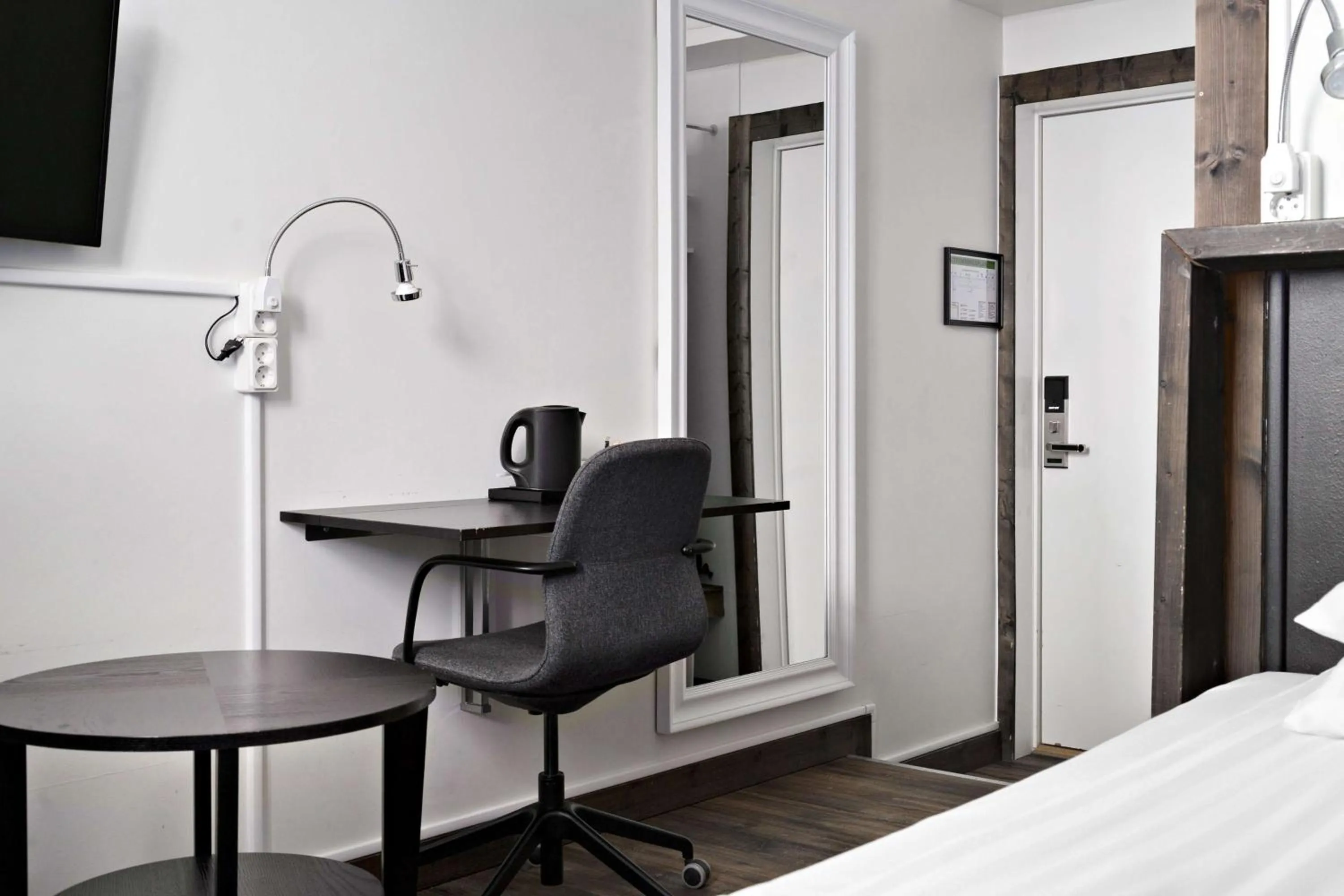 Bedroom, Bed in Best Western Hotel Arctic Eden