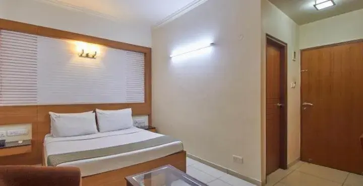 Superior Queen Room - single occupancy in Akshaya Lakshmi Comfort Superior Queen Room - single occupancy in Akshaya Lakshmi Comfort