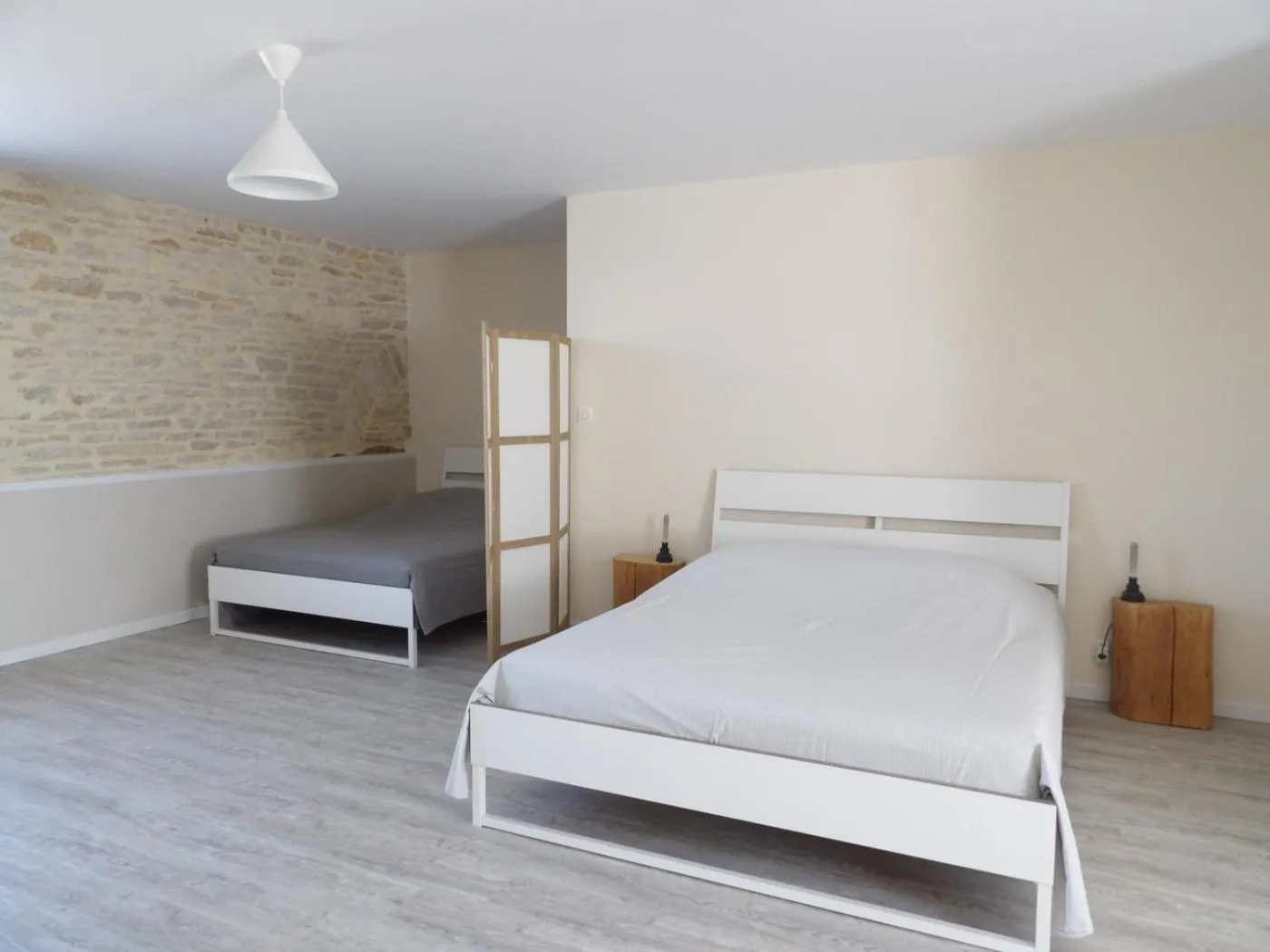 Bedroom, Bed in Litdevin