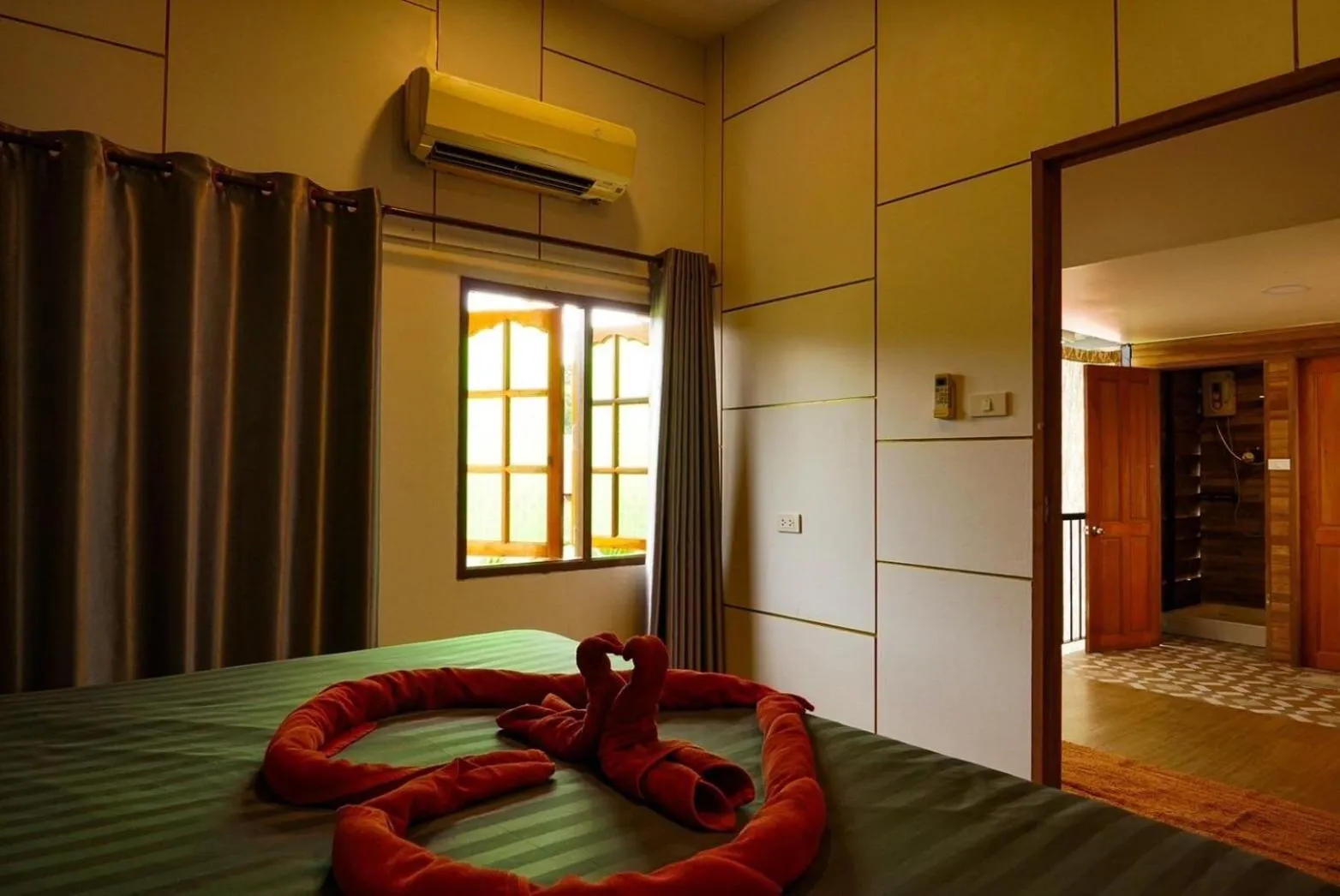 Bed in Pinthong Aonang Villa