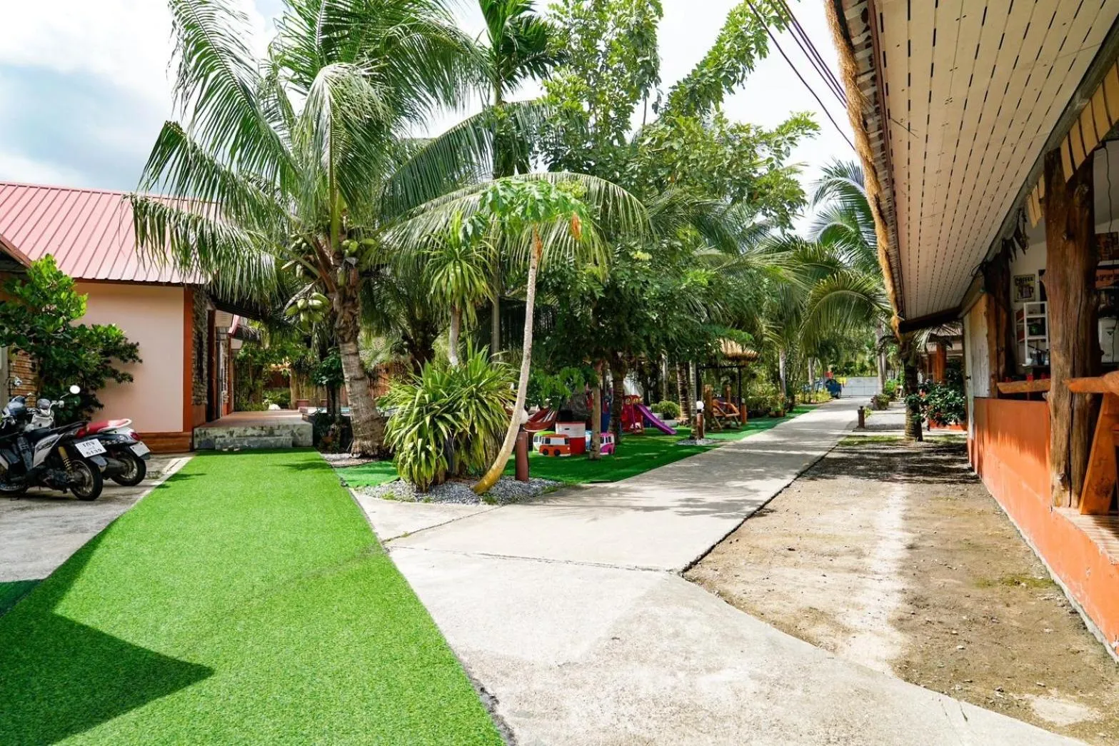 Natural landscape in Pinthong Aonang Villa