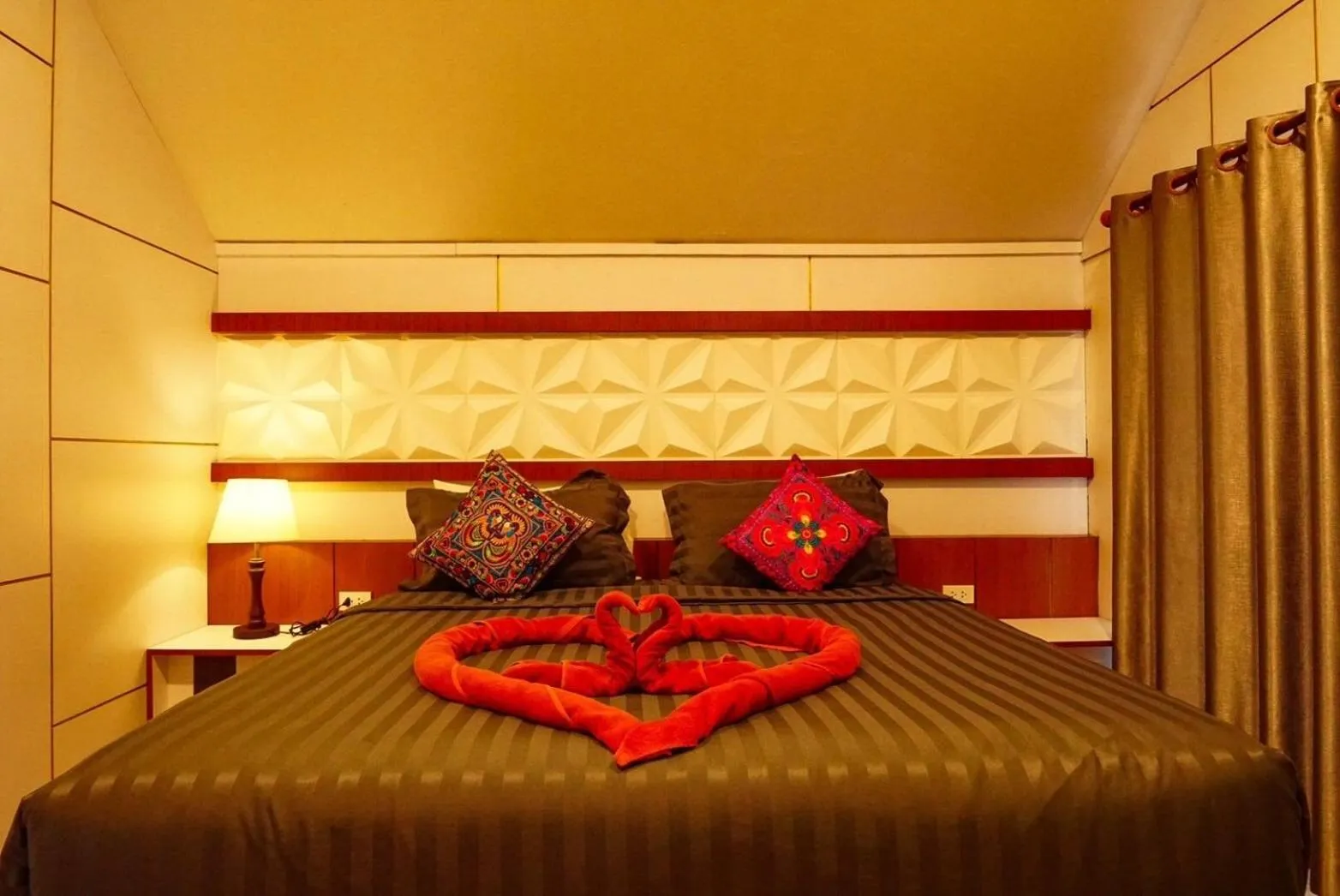 Bed in Pinthong Aonang Villa