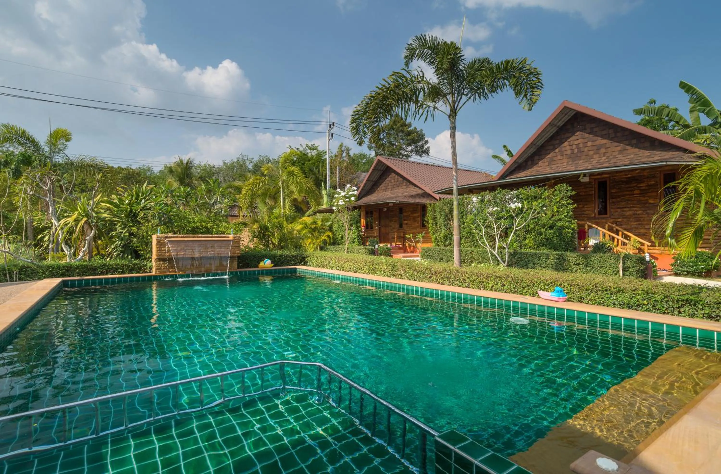 Property building in Pinthong Aonang Villa