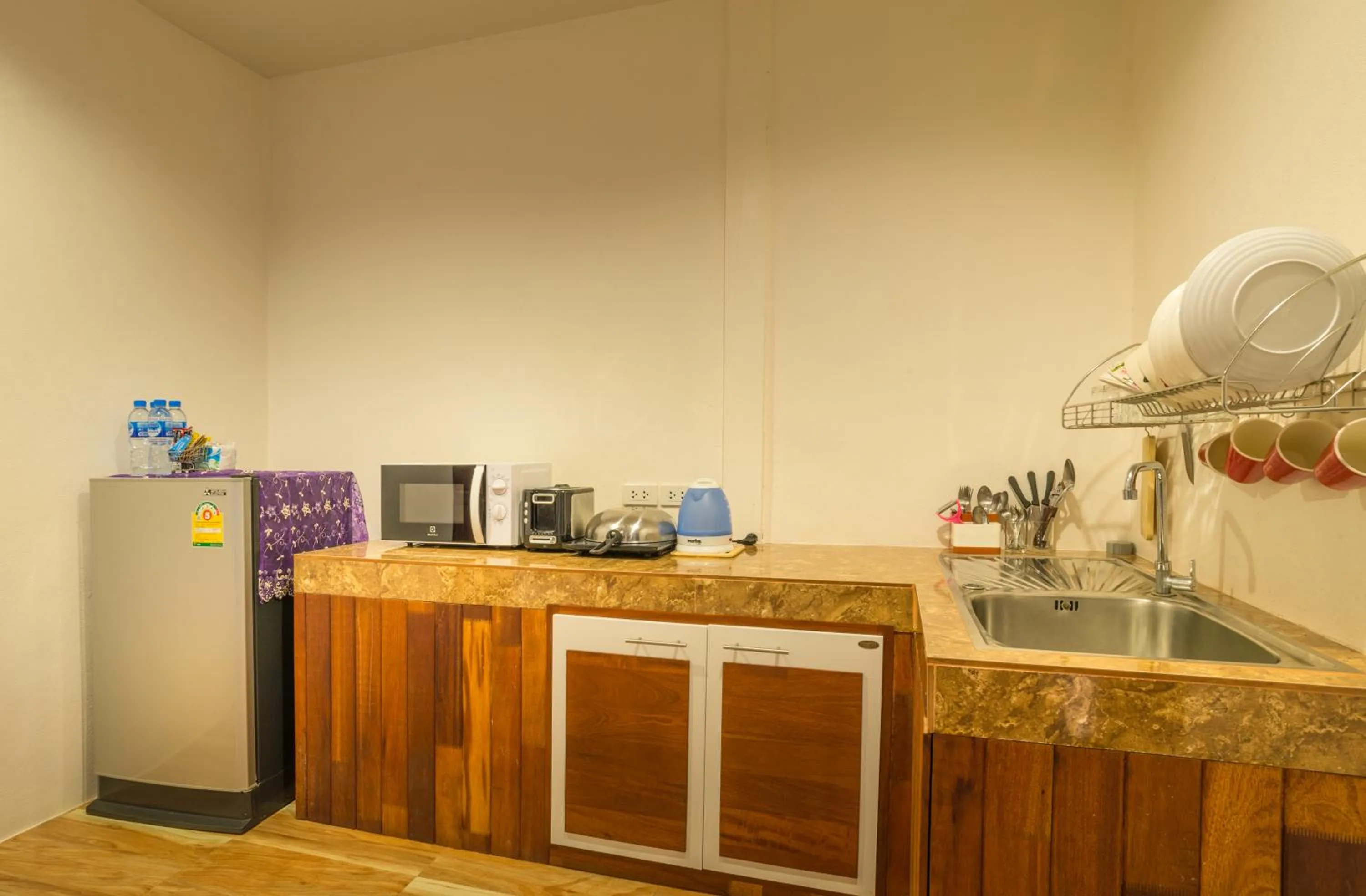 Kitchen or kitchenette in Pinthong Aonang Villa