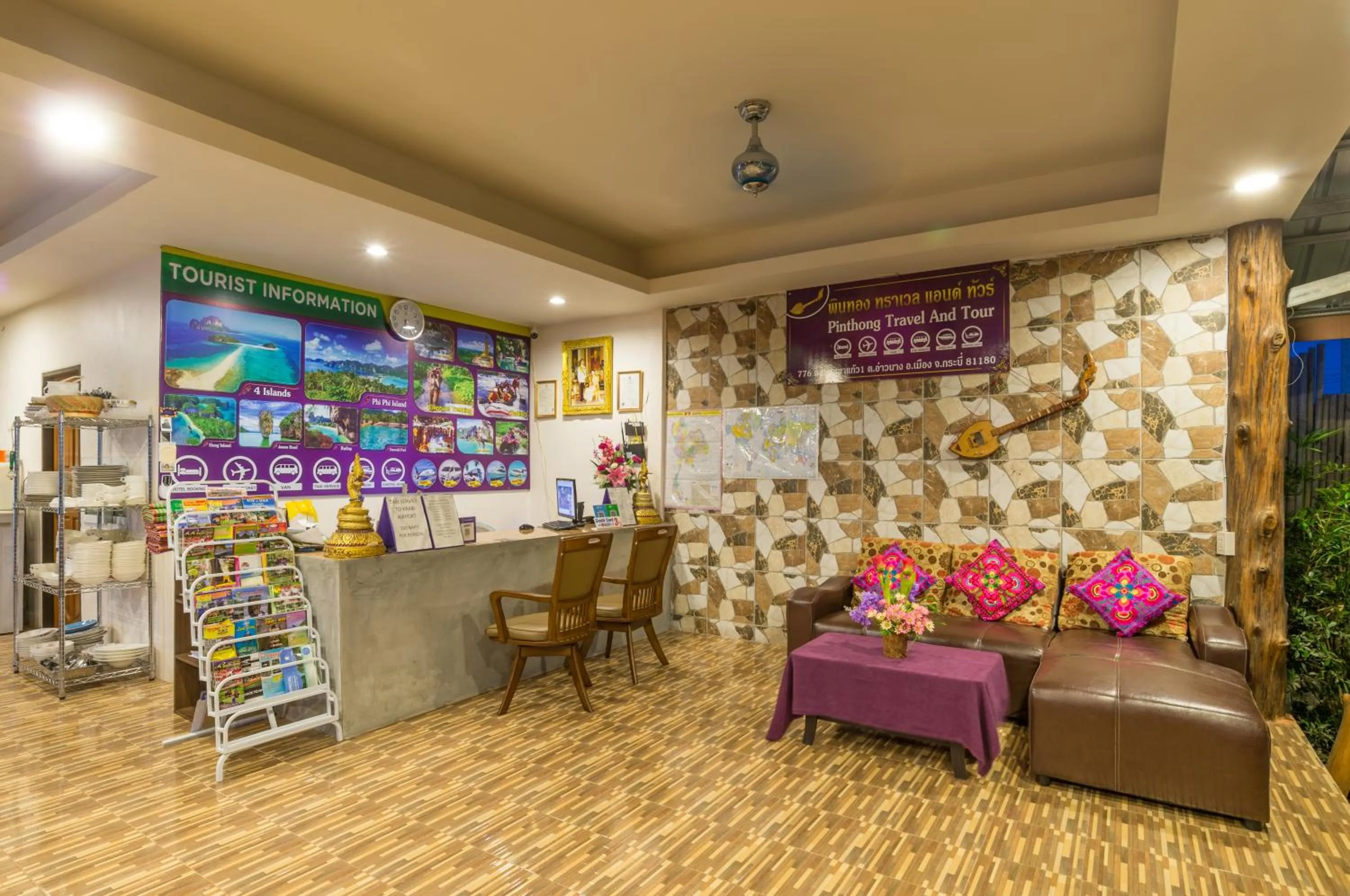 Lobby or reception in Pinthong Aonang Villa