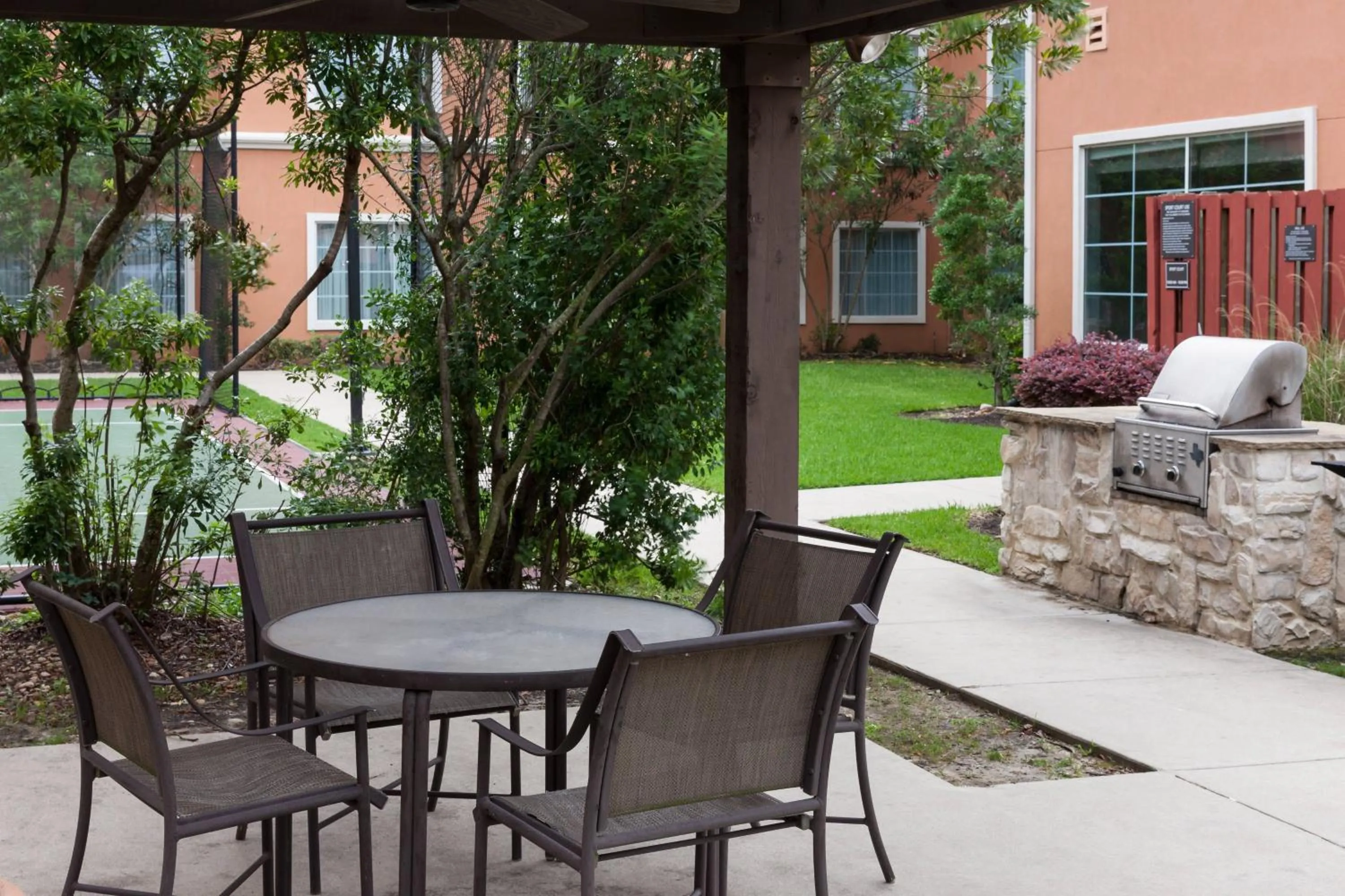 Area and facilities in Residence Inn Beaumont