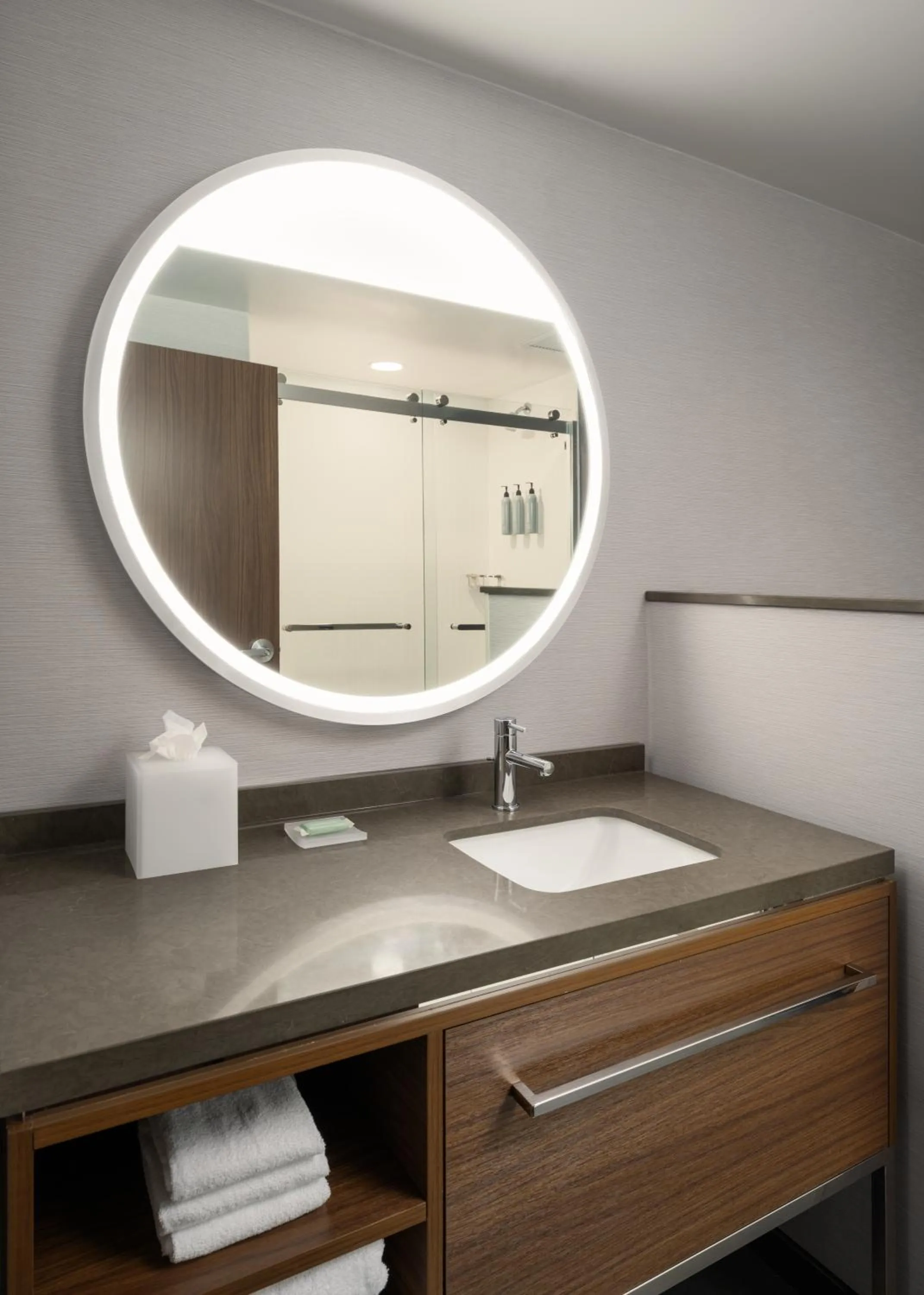 Bathroom in Courtyard Brunswick