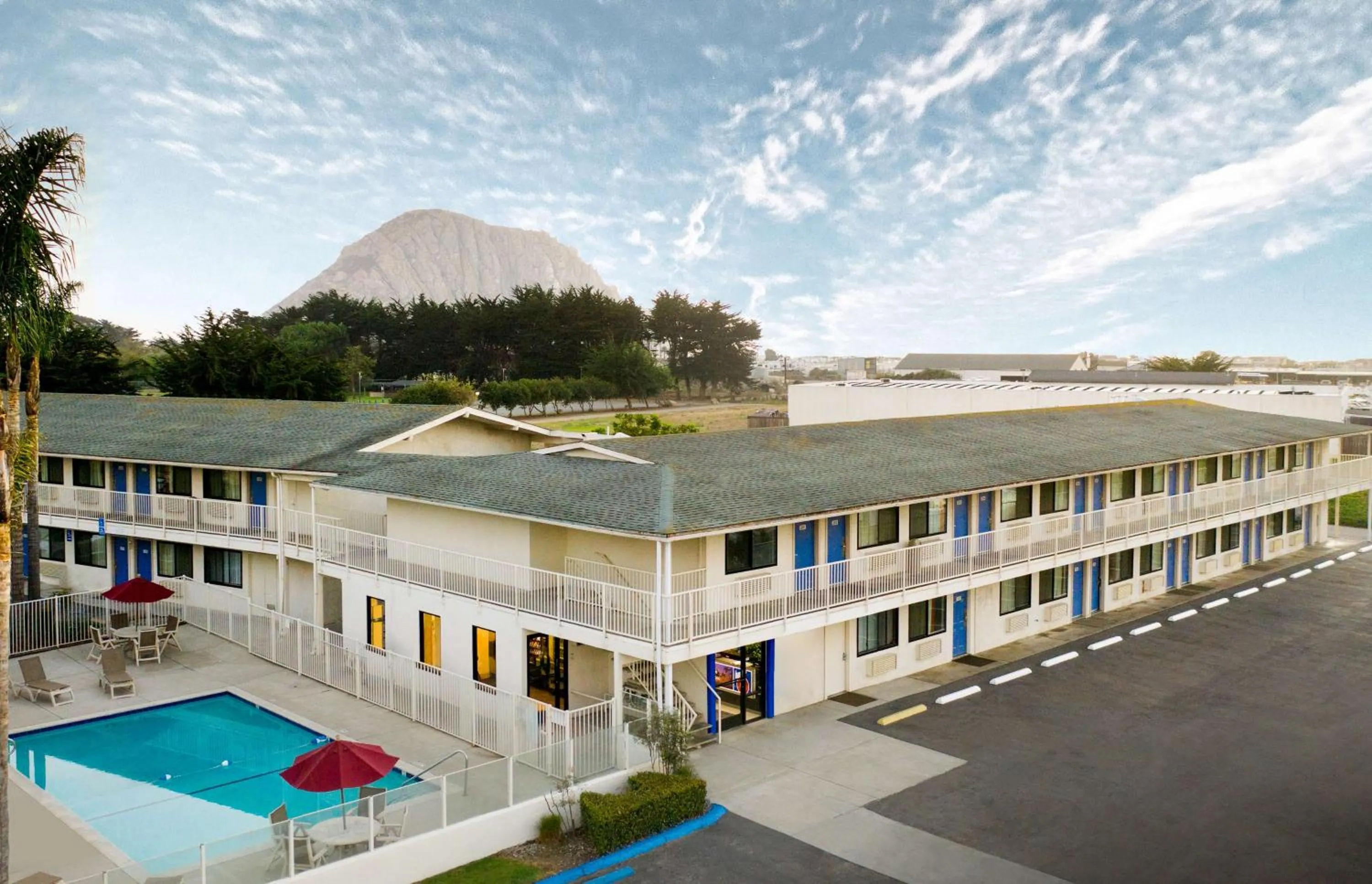 Property building in Motel 6-Morro Bay, CA